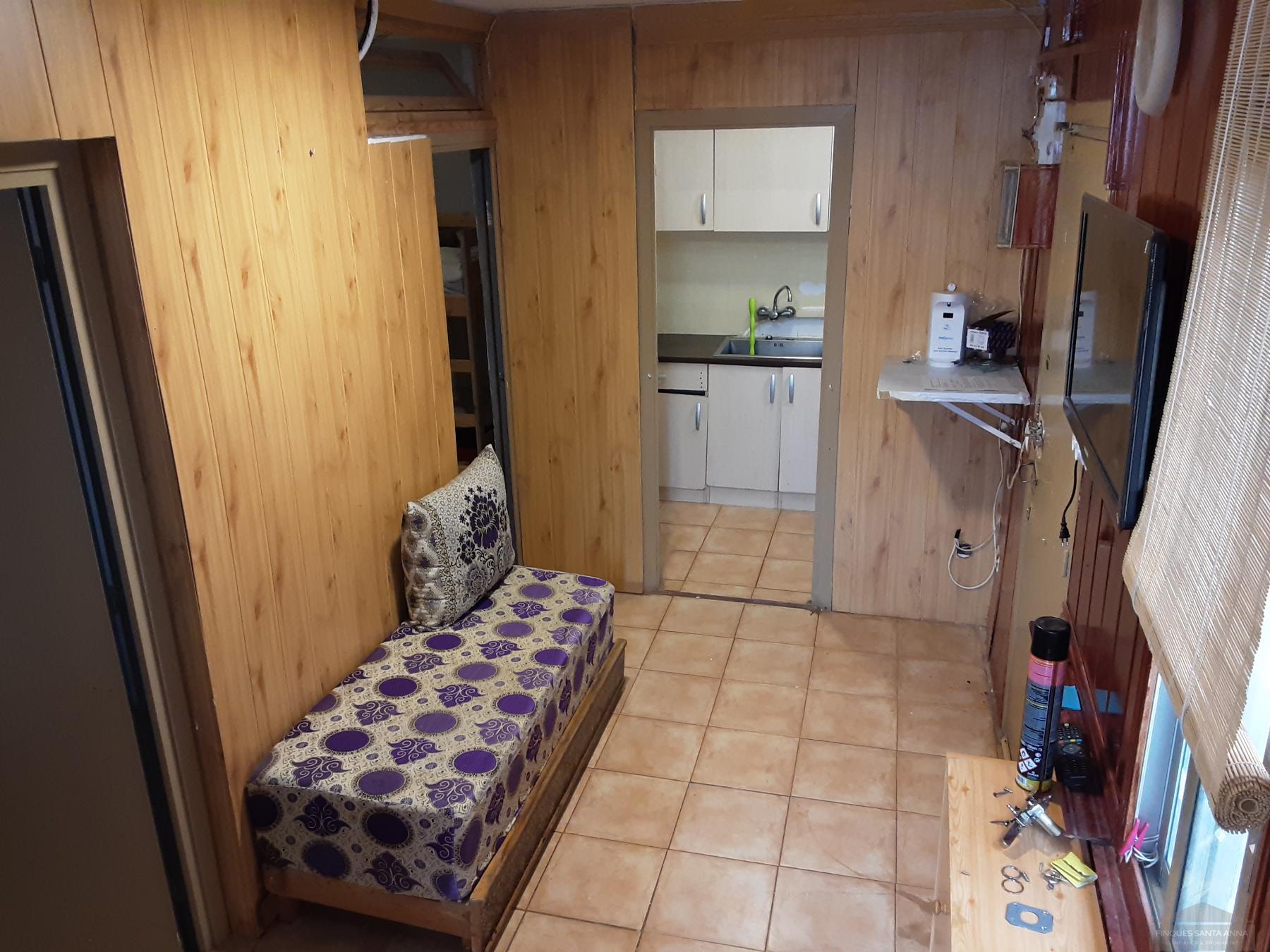 Venta de estudio en Badalona