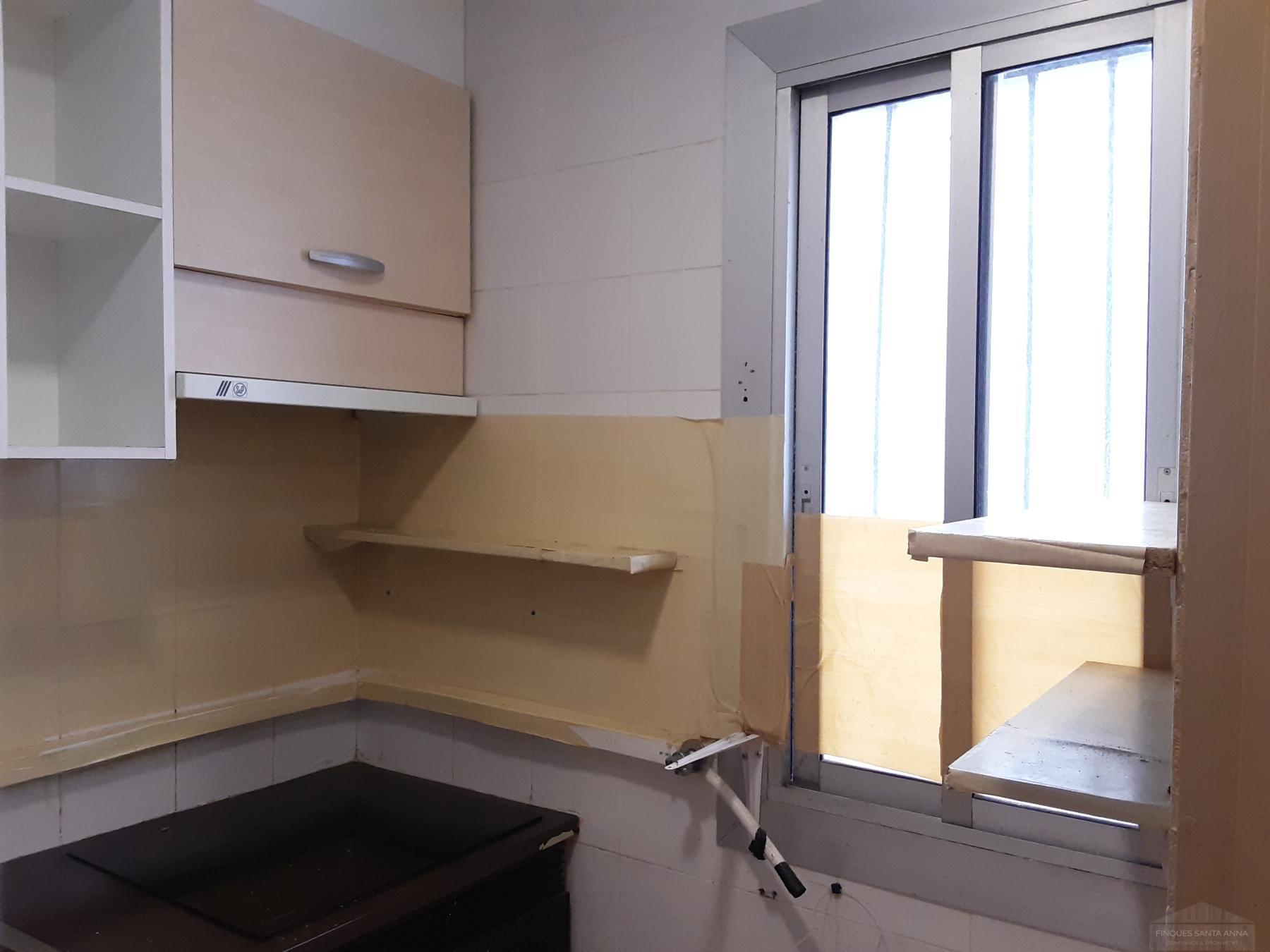 Venta de estudio en Badalona