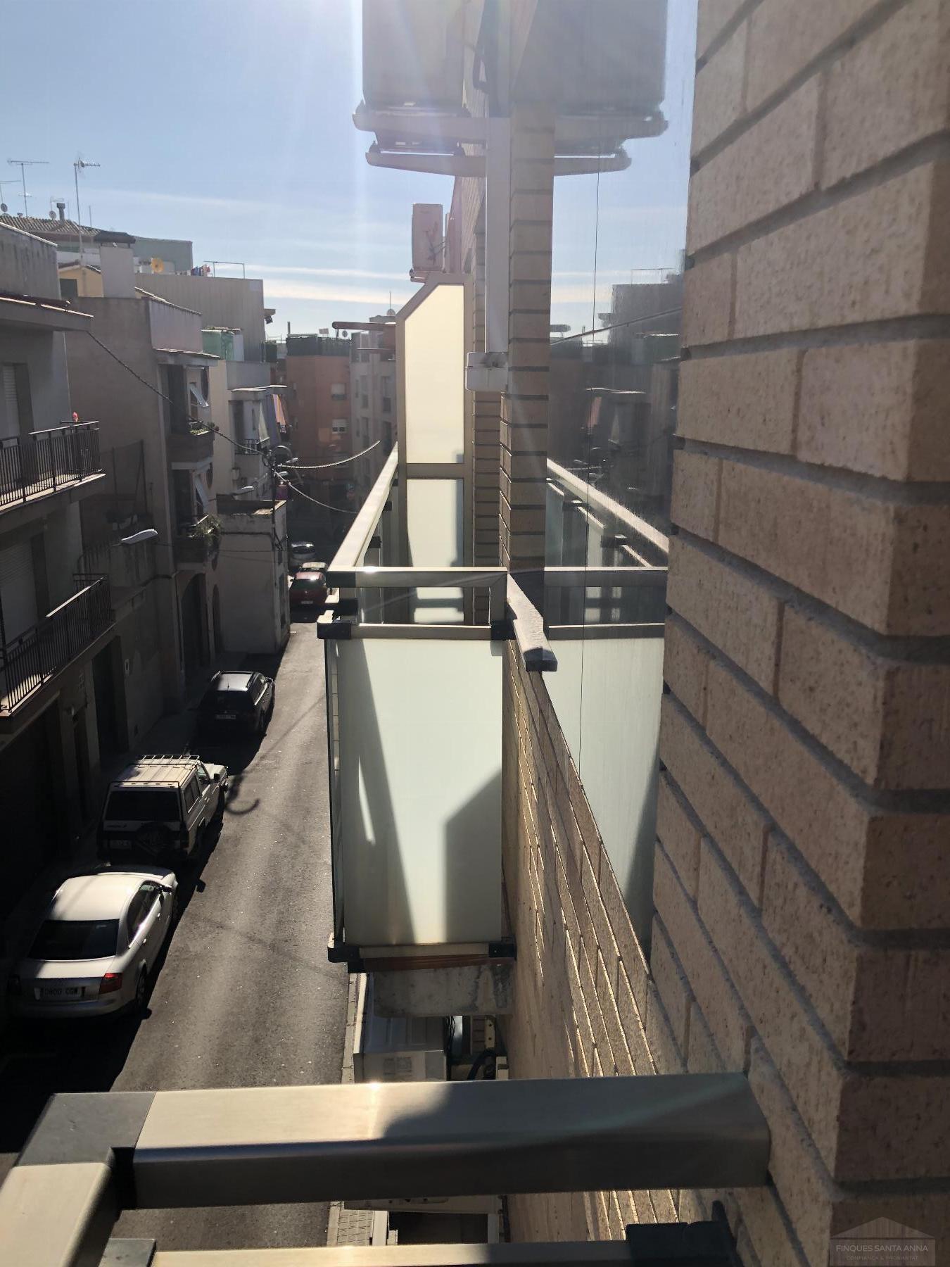 For sale of duplex in Mataró