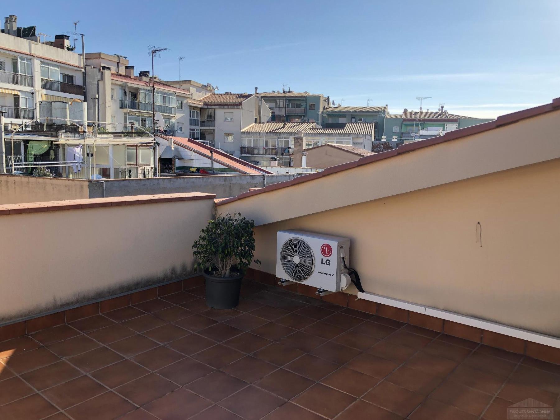 For sale of duplex in Mataró
