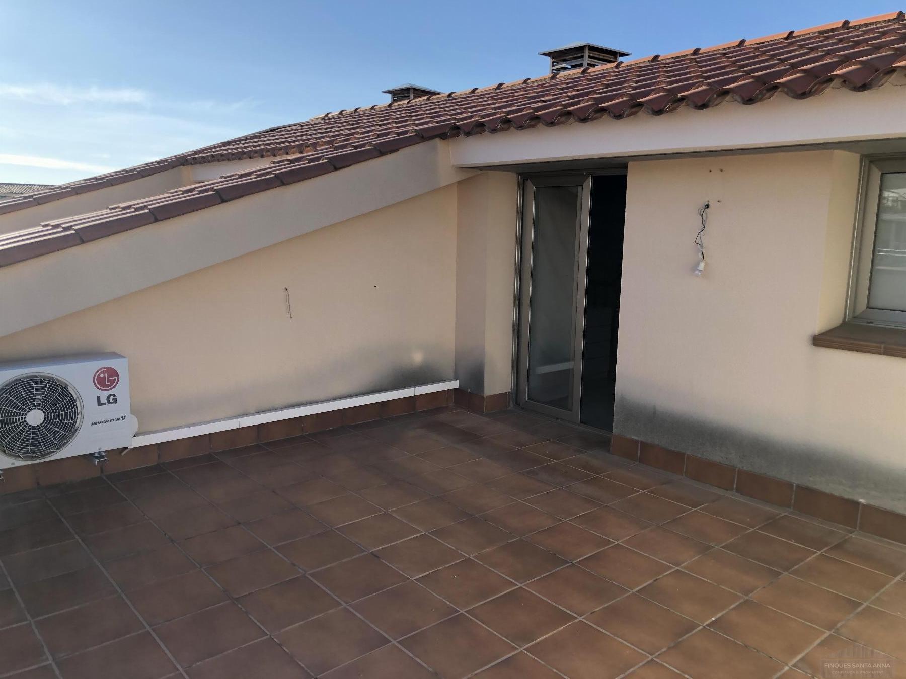 For sale of duplex in Mataró