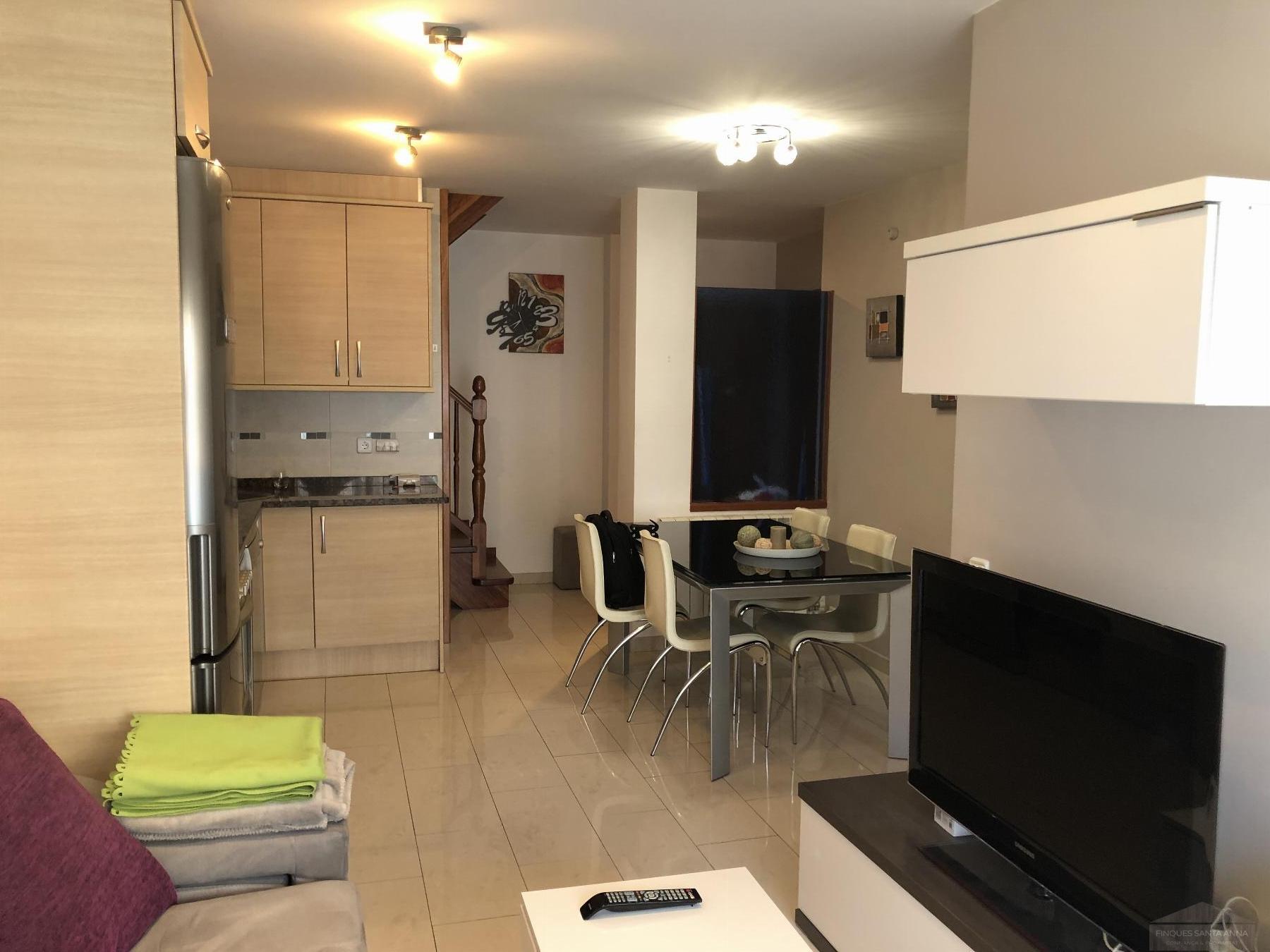 For sale of duplex in Mataró