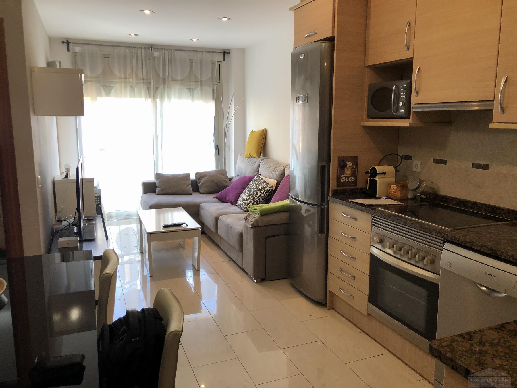 For sale of duplex in Mataró