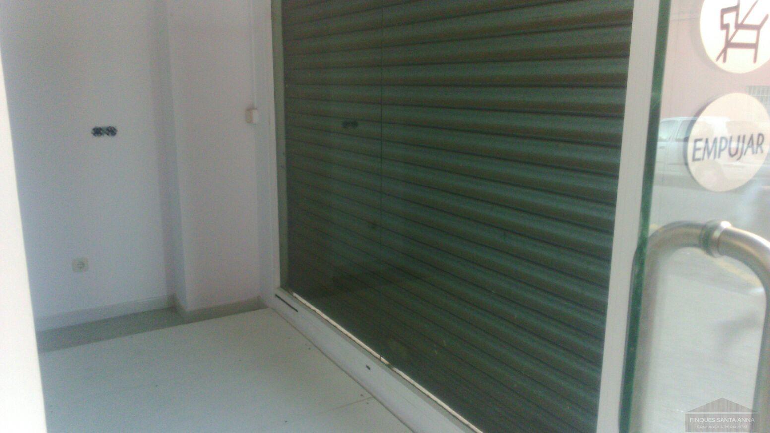 For rent of commercial in Mataró