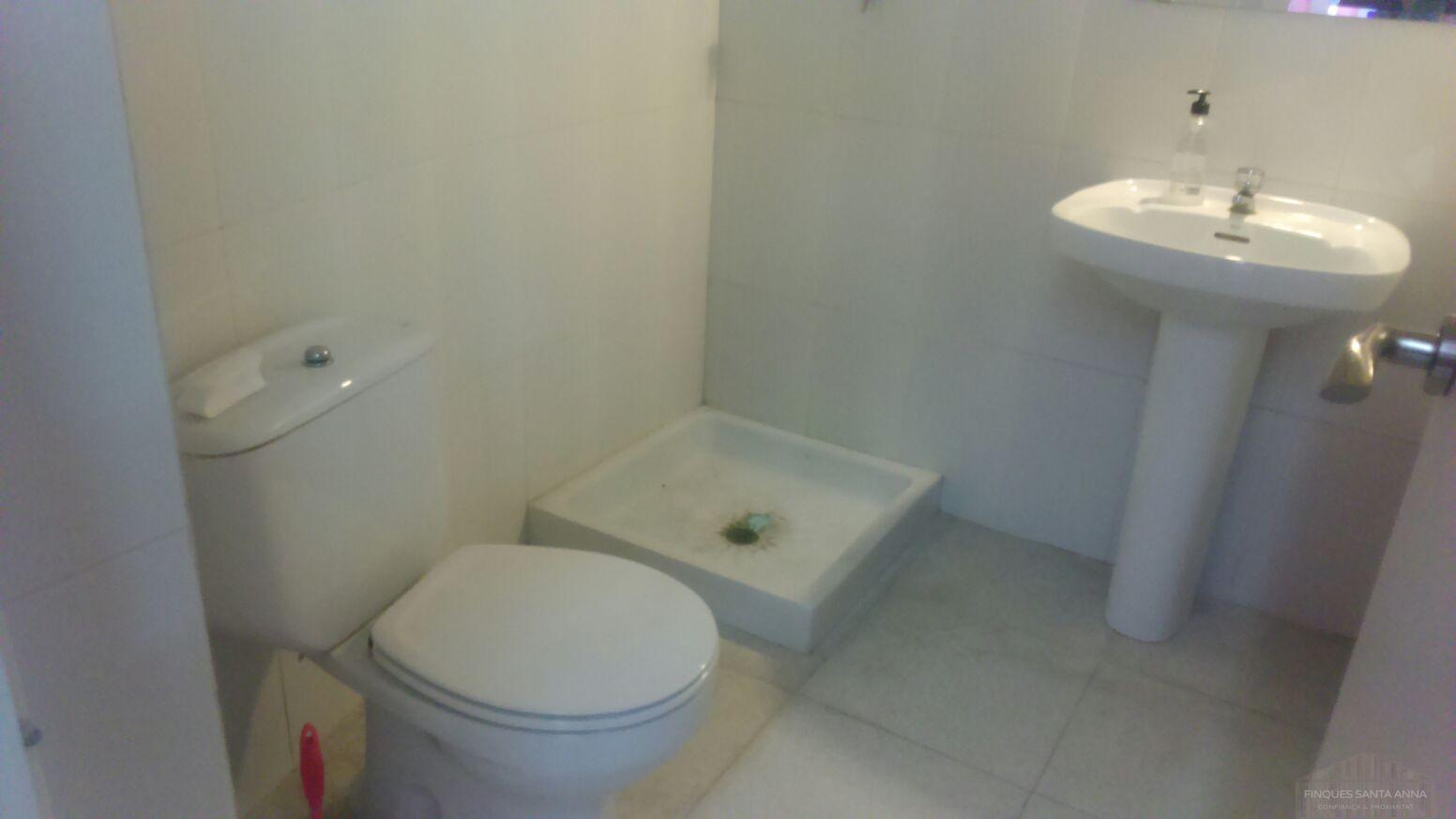 For rent of commercial in Mataró