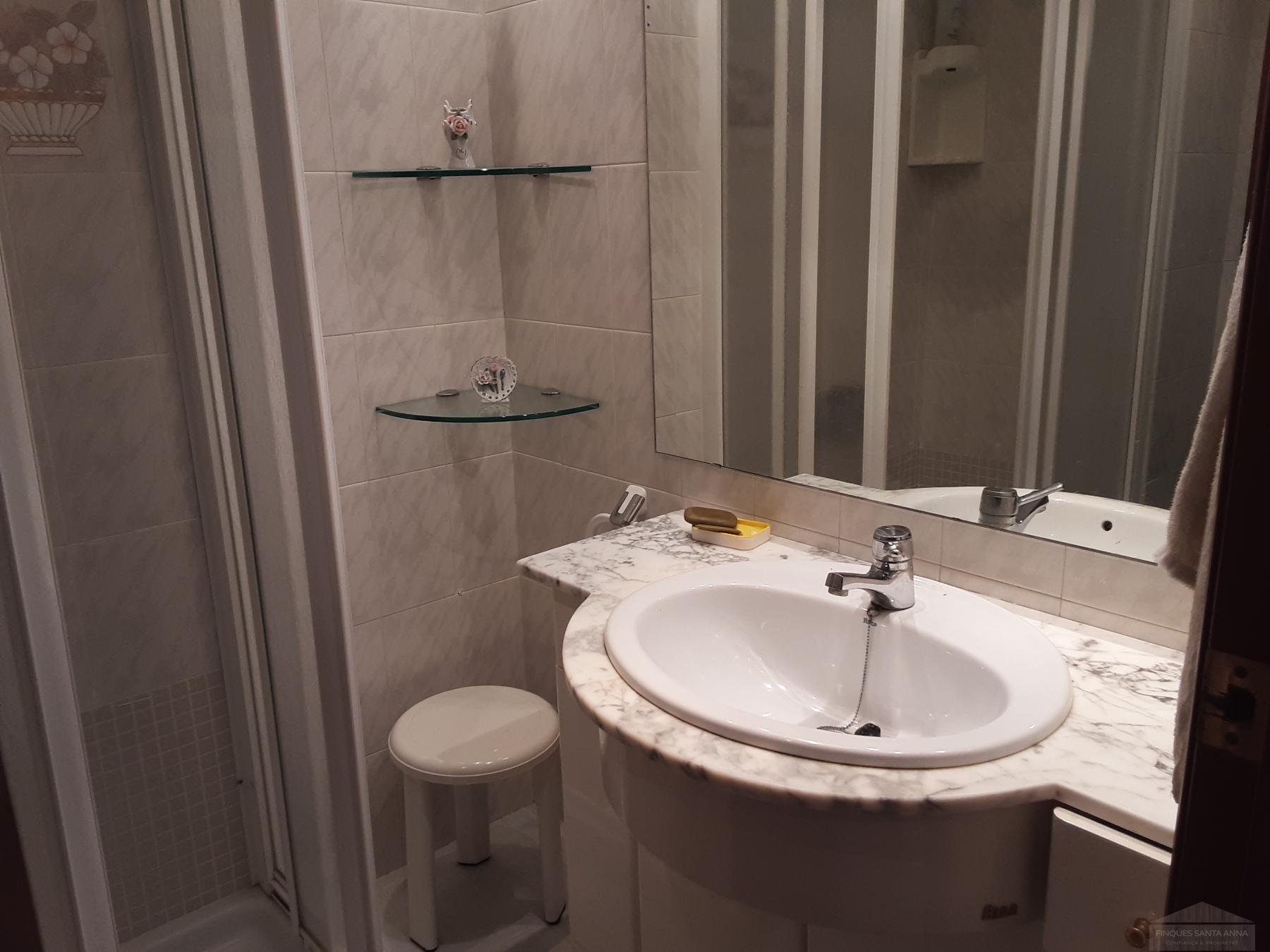 For sale of penthouse in Mataró