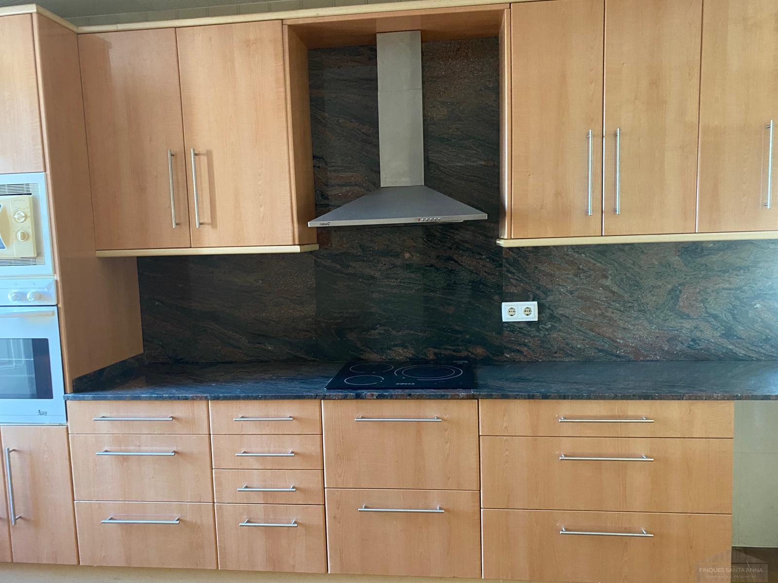 For sale of house in Aldover
