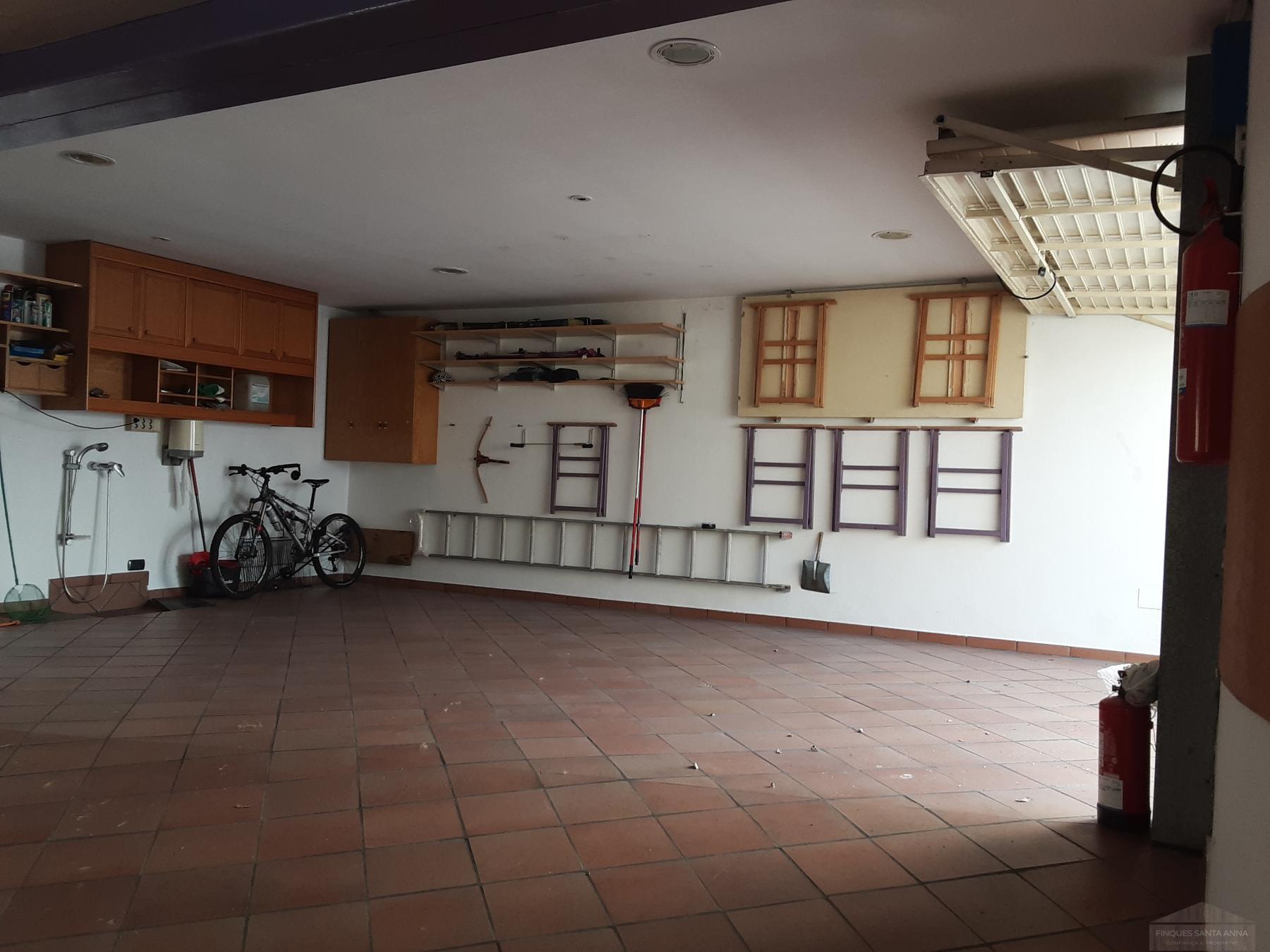 For sale of house in Premia de Dalt