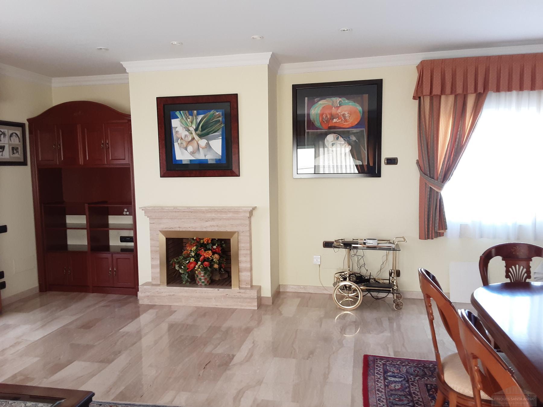 For sale of house in Premia de Dalt