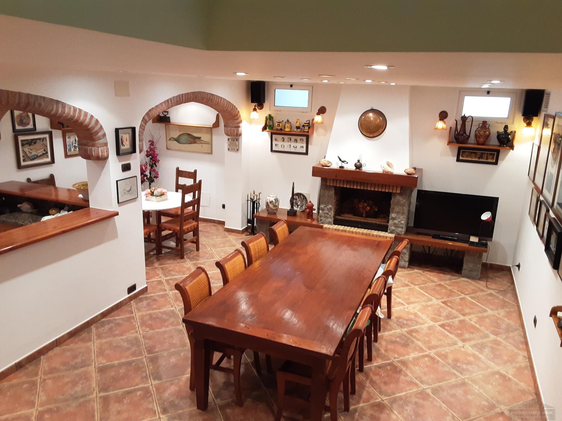 For sale of house in Premia de Dalt