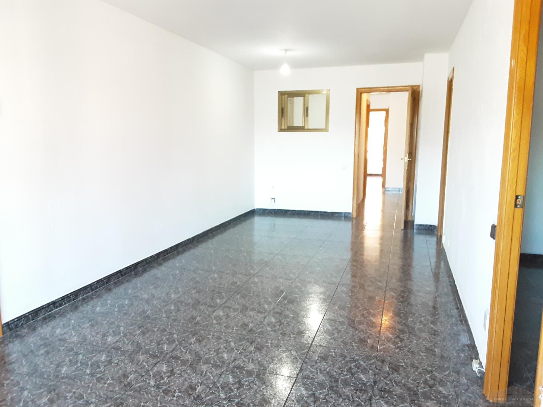 For sale of flat in Mataró
