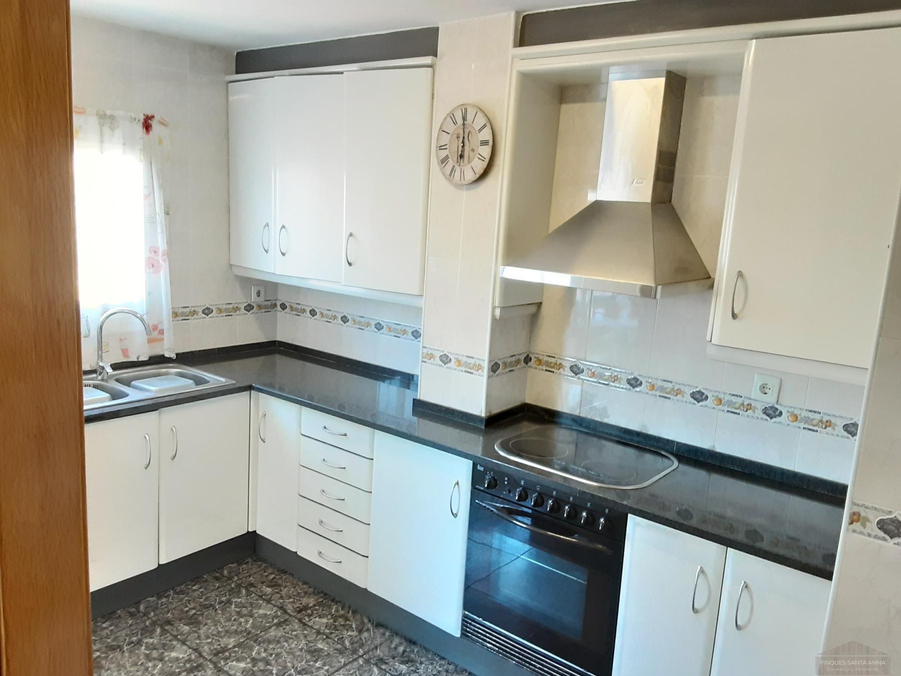 For sale of flat in Mataró
