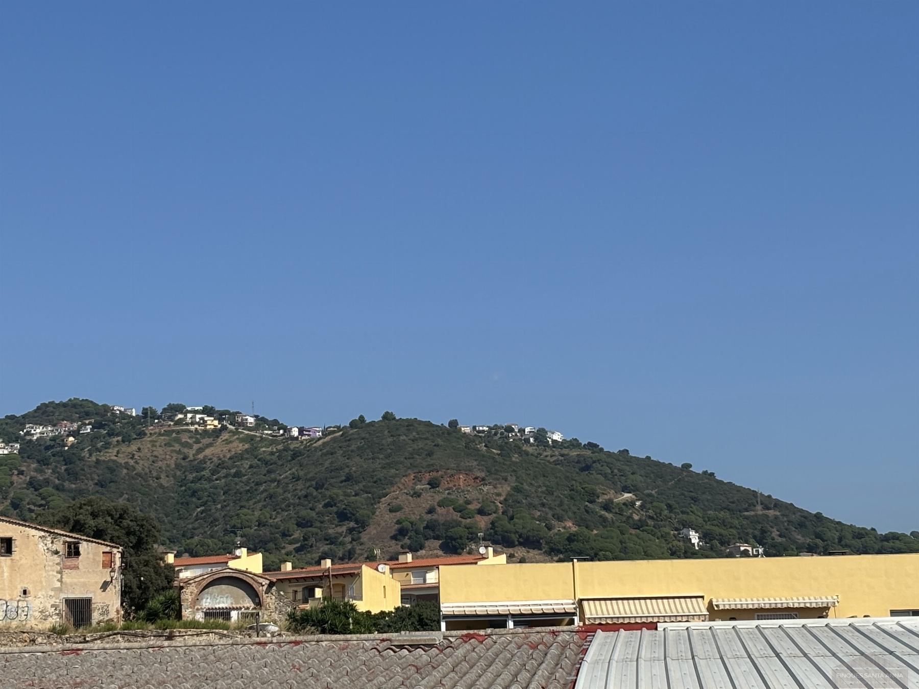 For sale of flat in Pineda de Mar