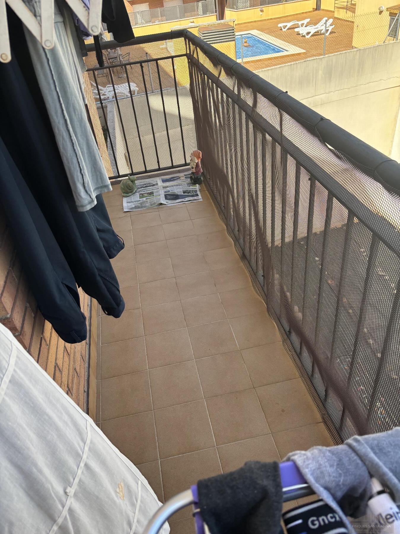 For sale of flat in Pineda de Mar