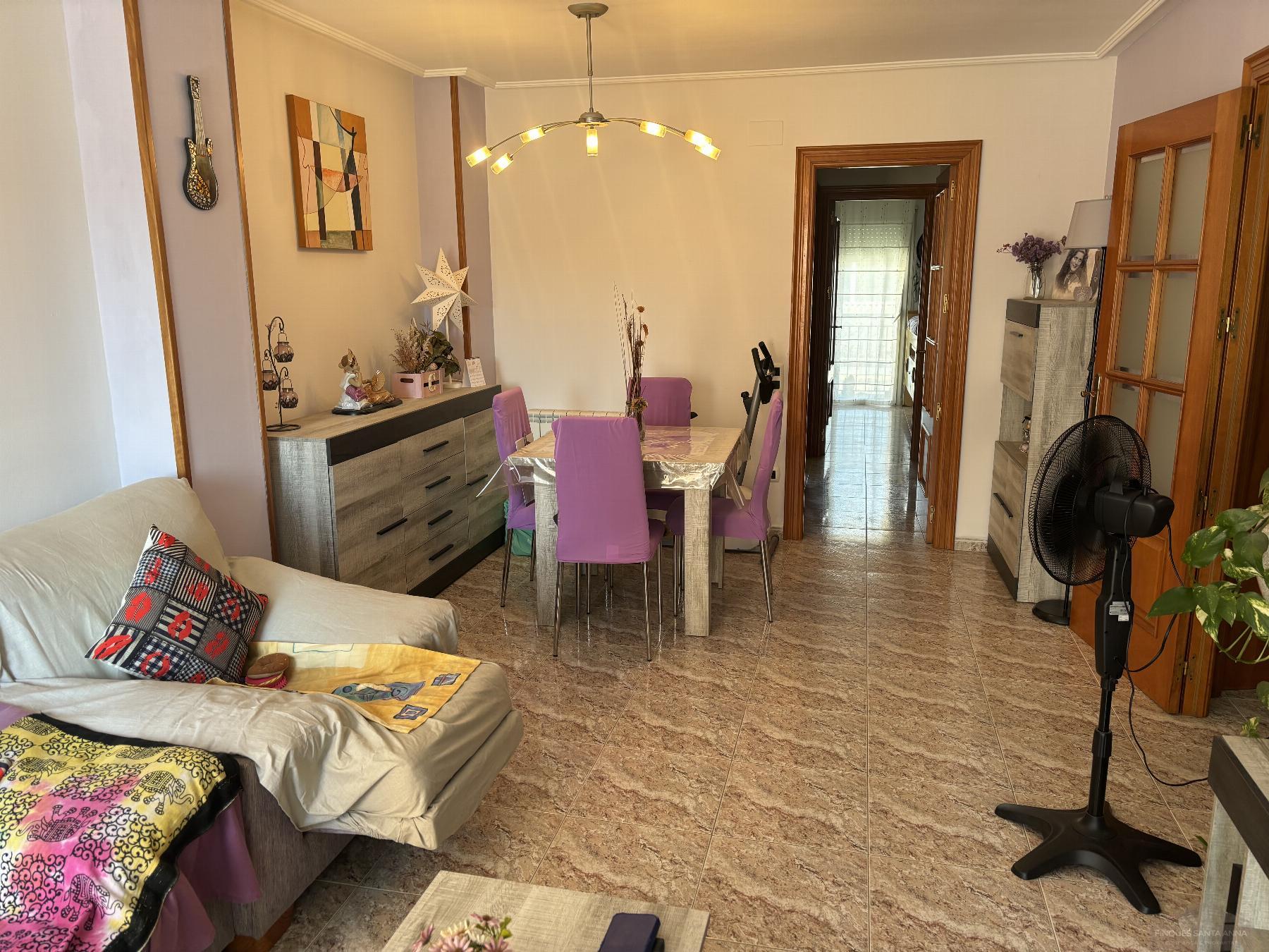 For sale of flat in Pineda de Mar