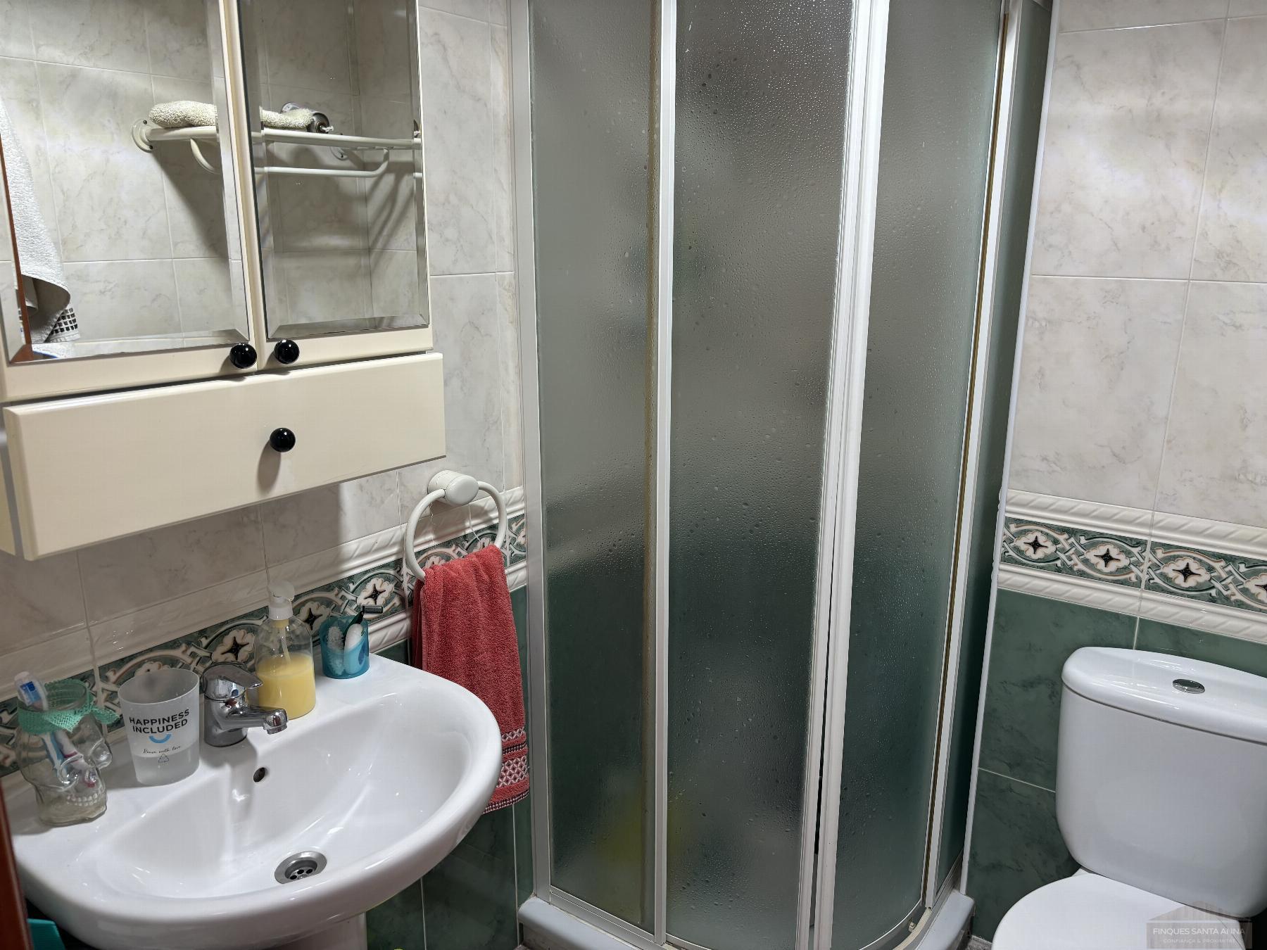 For sale of flat in Pineda de Mar
