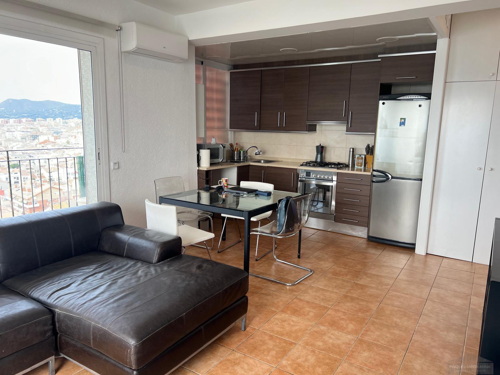 For rent of penthouse in Mataró