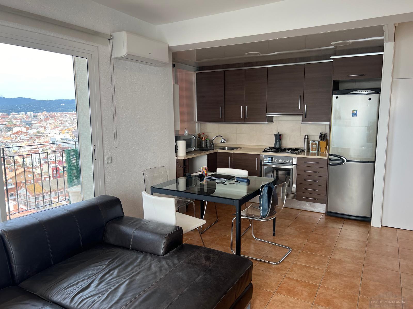 For rent of penthouse in Mataró