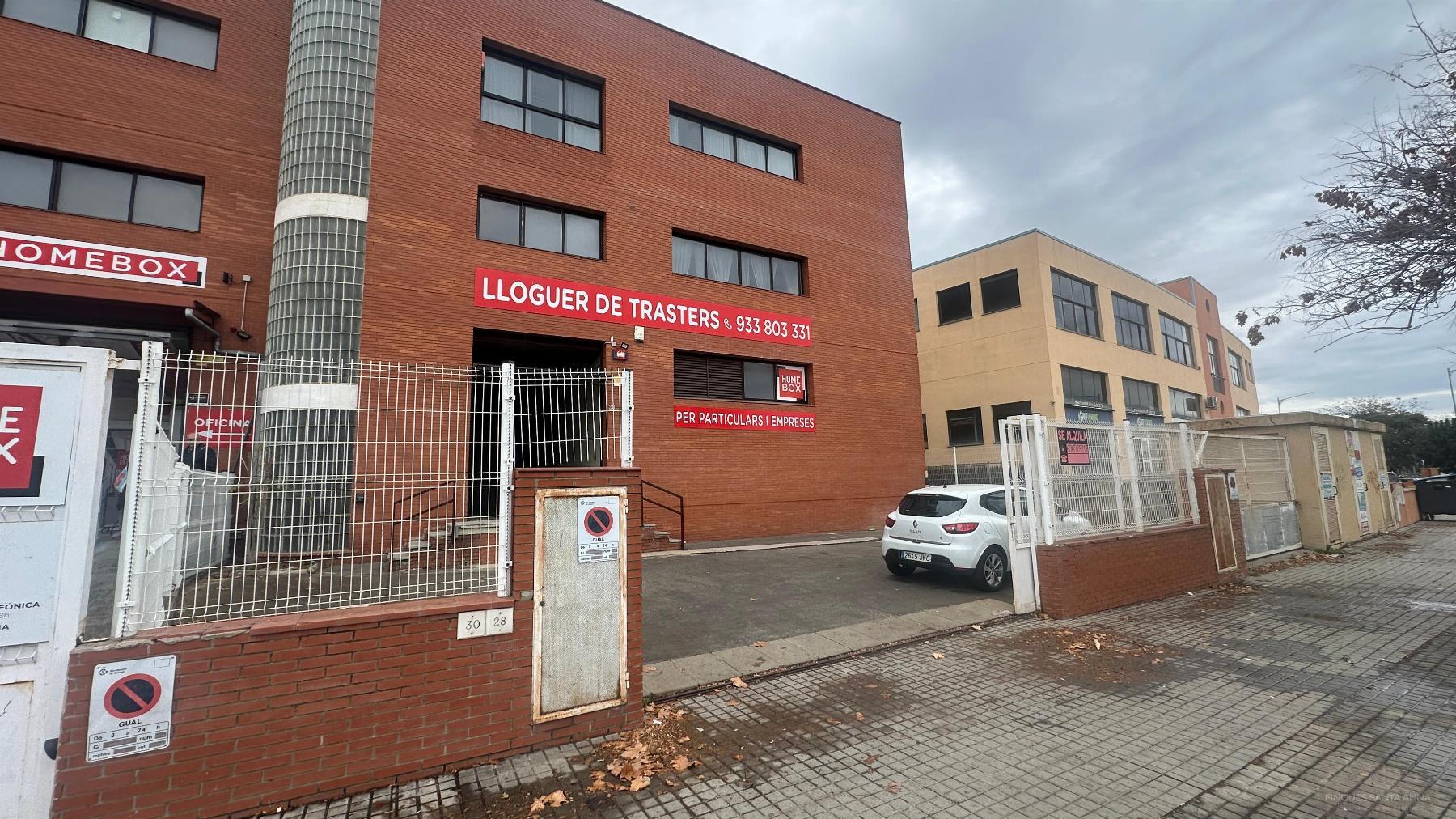 Venda de nau industrial a Mataró