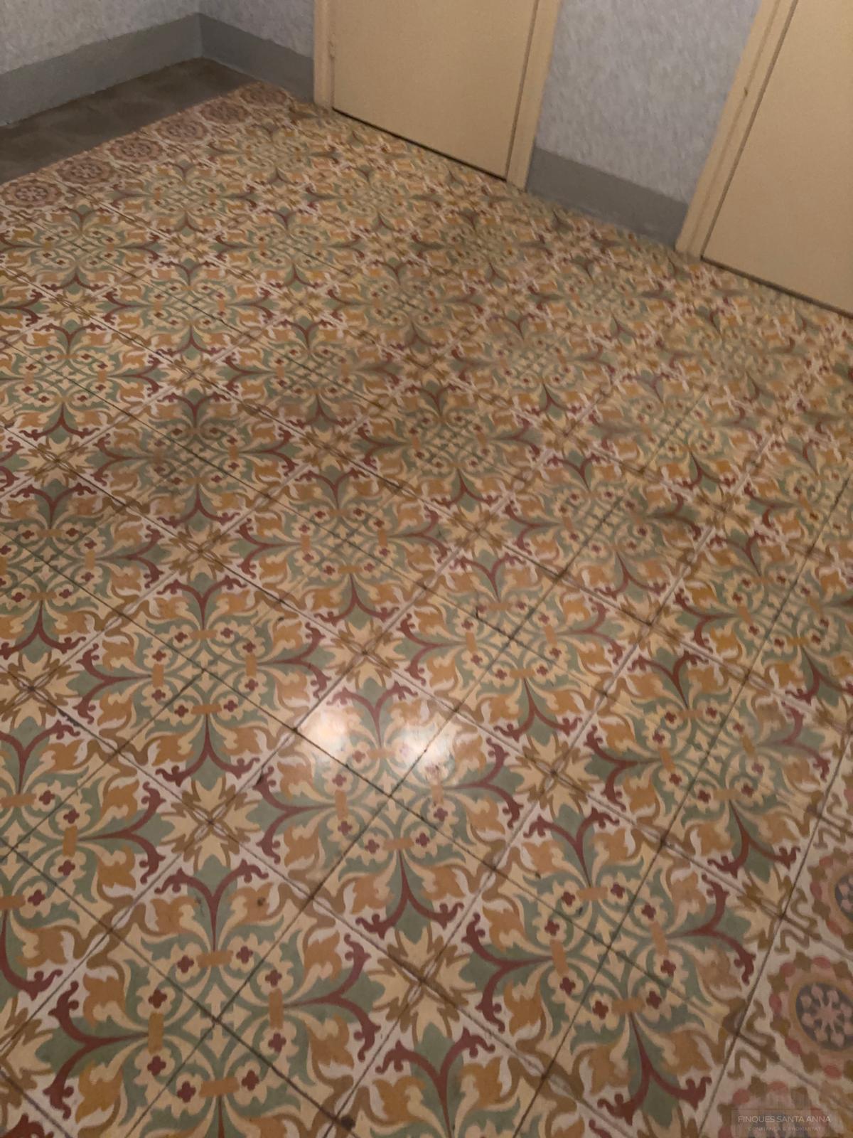 For sale of house in Mataró