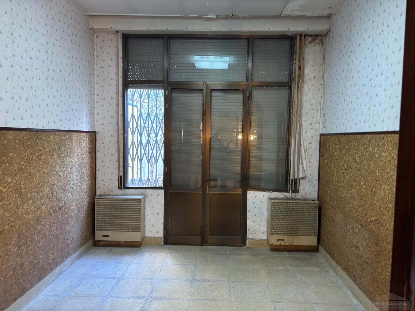 For sale of house in Mataró