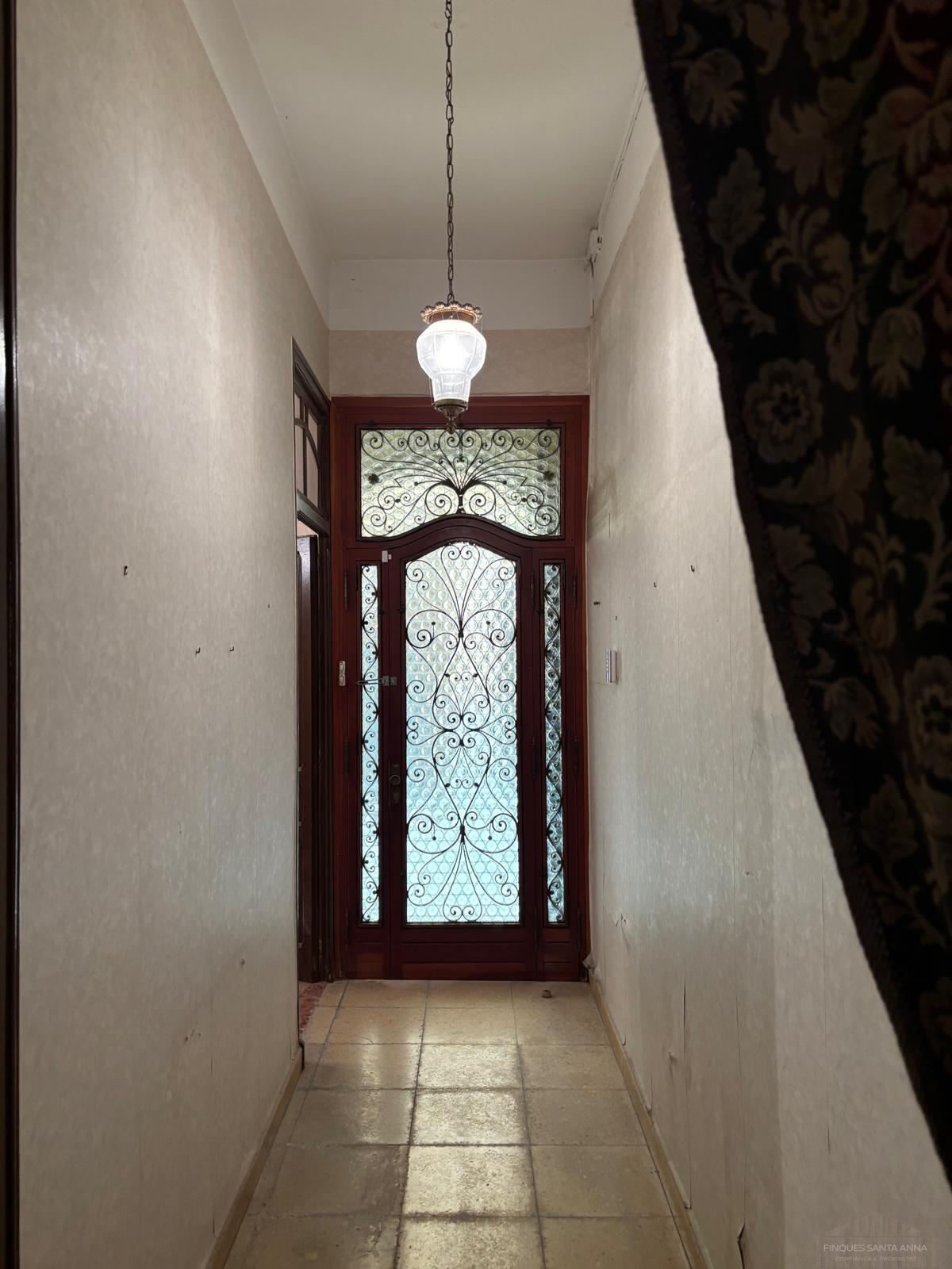 For sale of house in Mataró