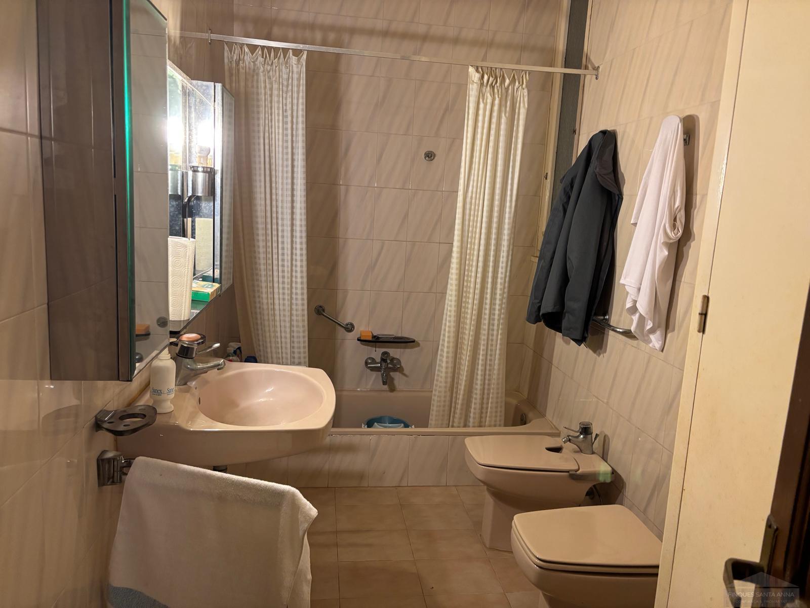 For sale of house in Mataró