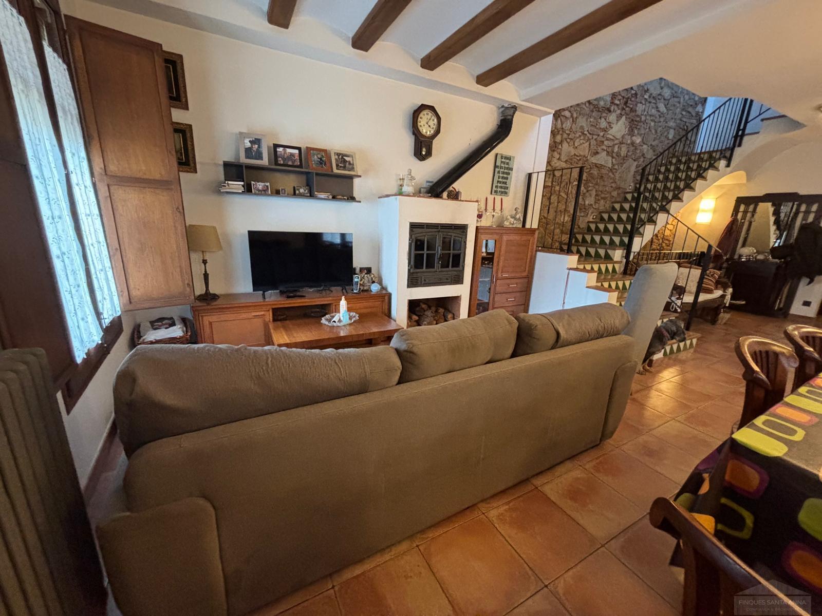 For sale of house in Argentona