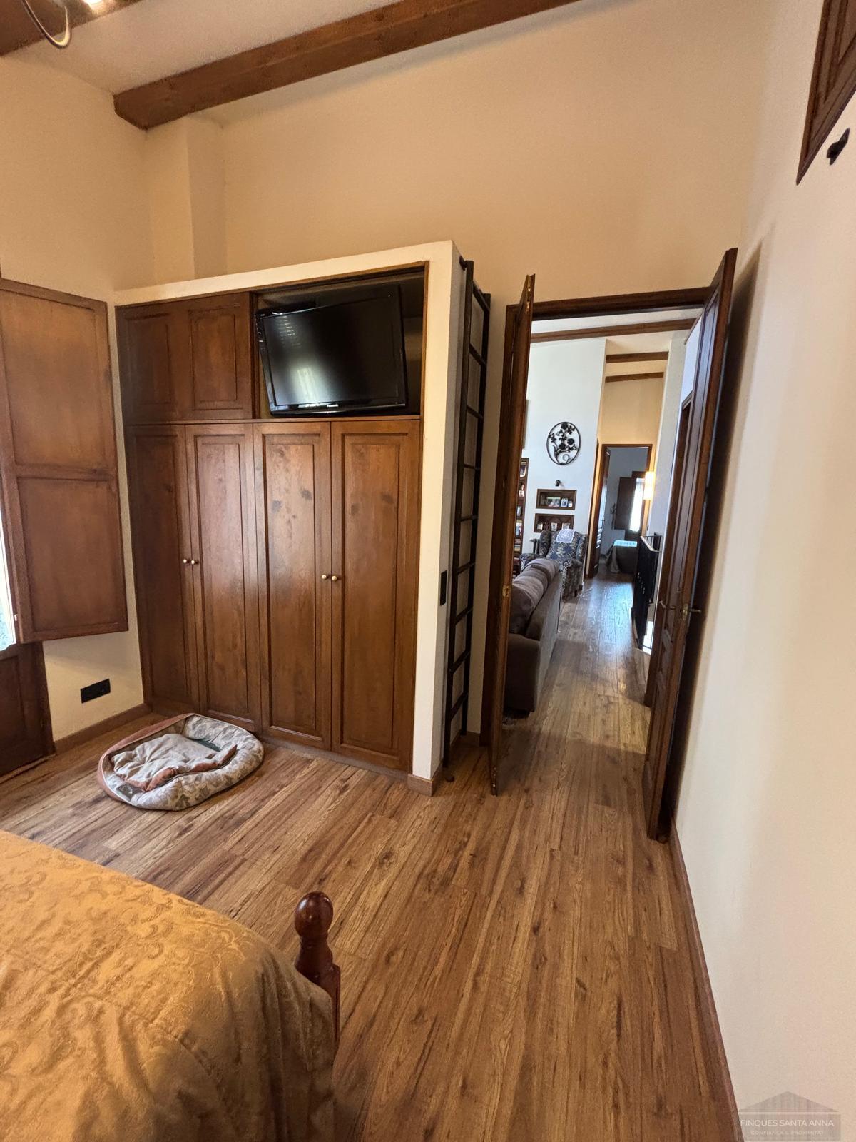 For sale of house in Argentona