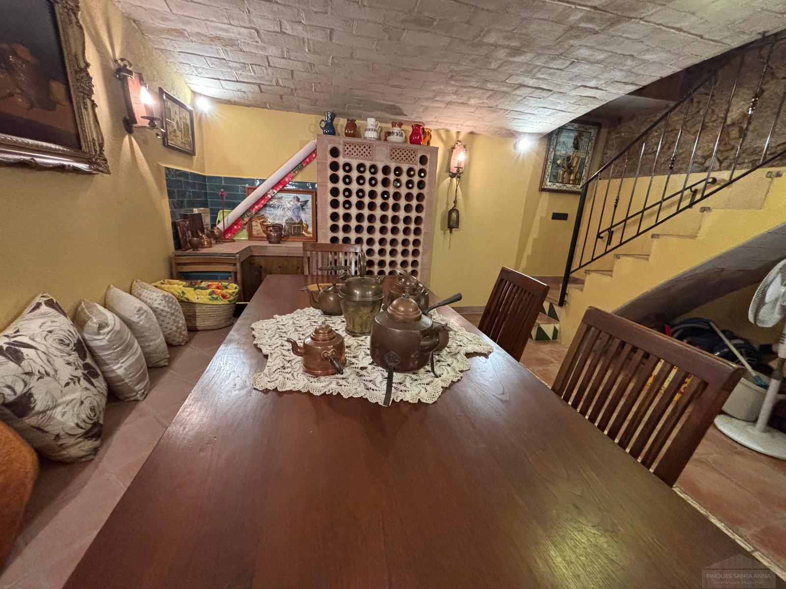For sale of house in Argentona