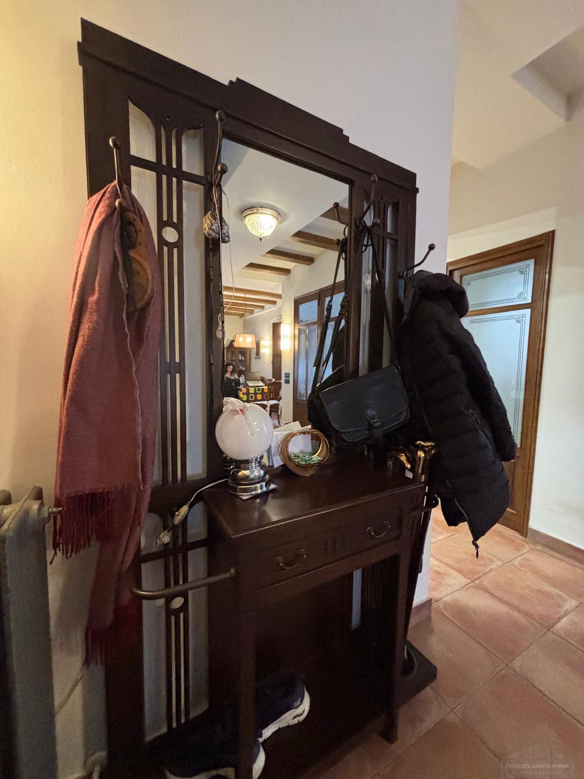 For sale of house in Argentona