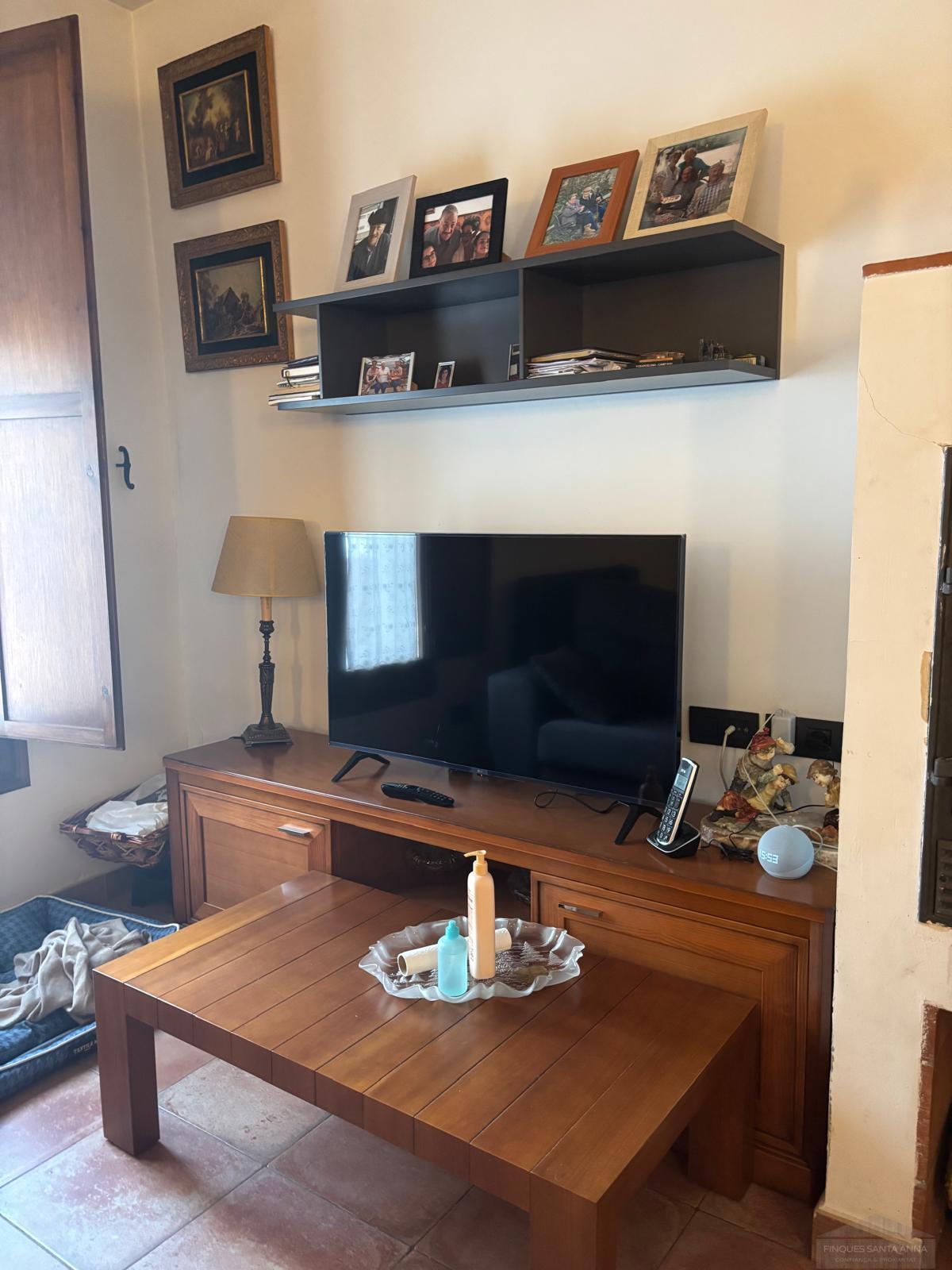 For sale of house in Argentona