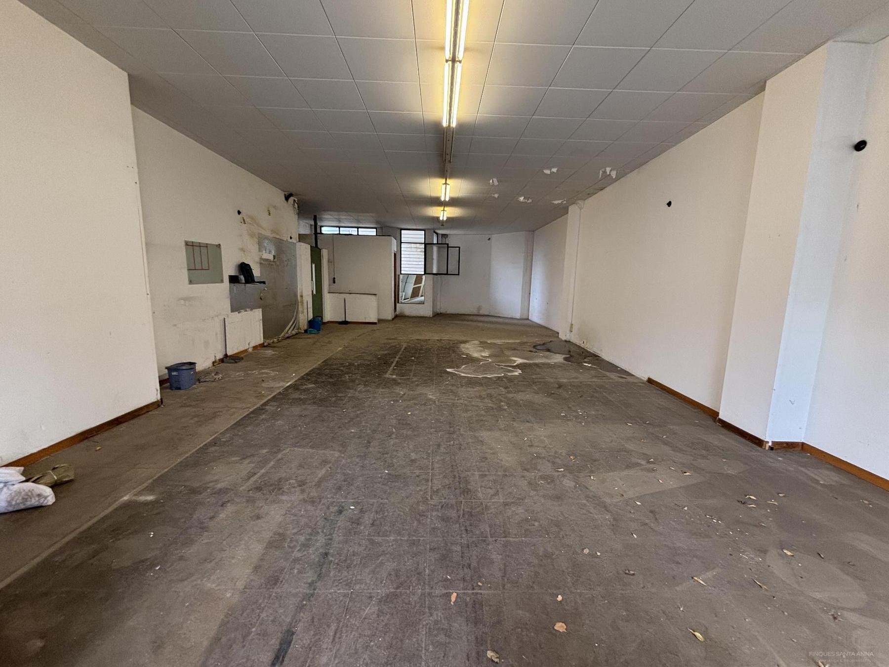 Venda de local comercial a Mataró