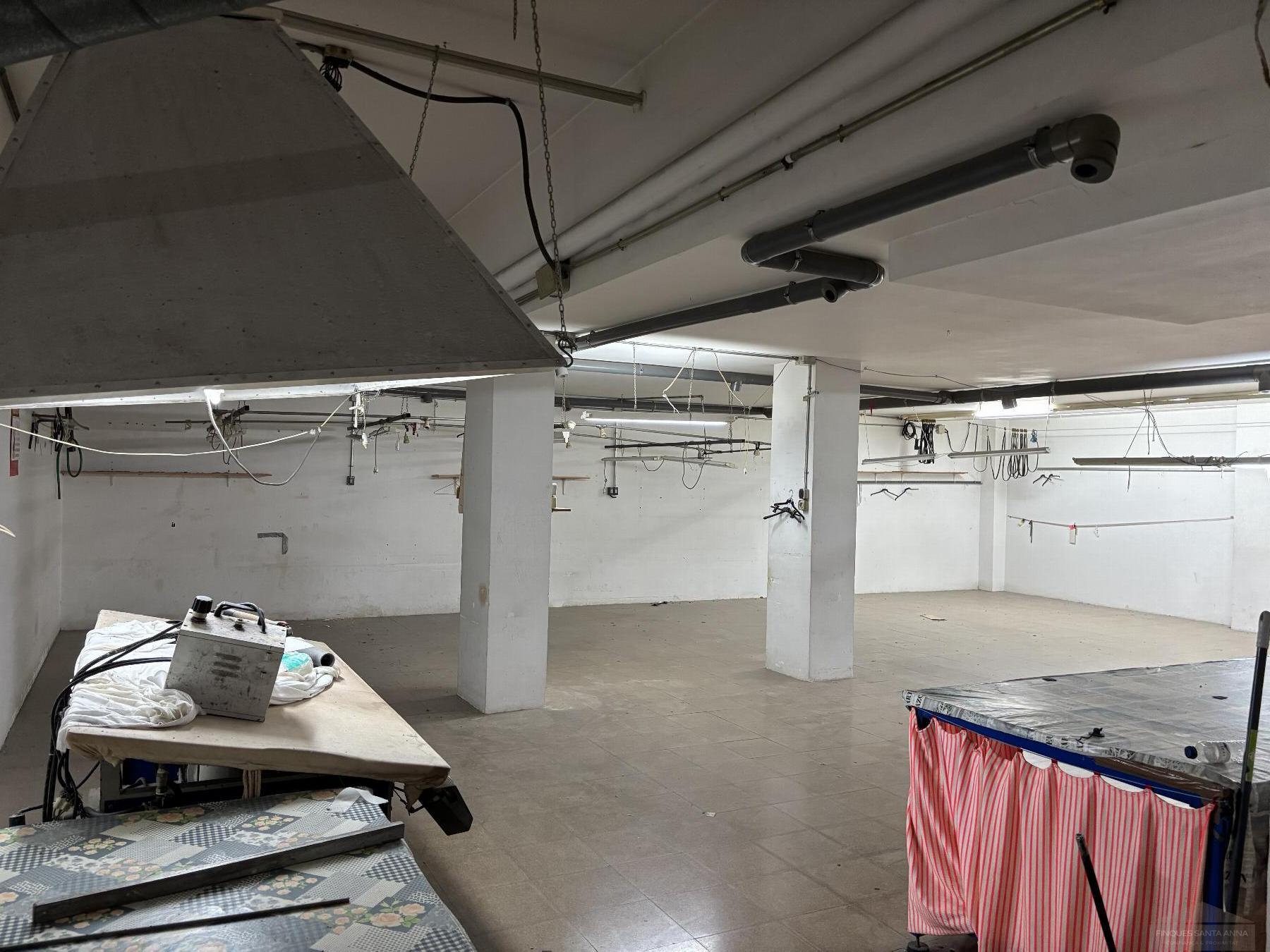 Venda de local comercial a Mataró