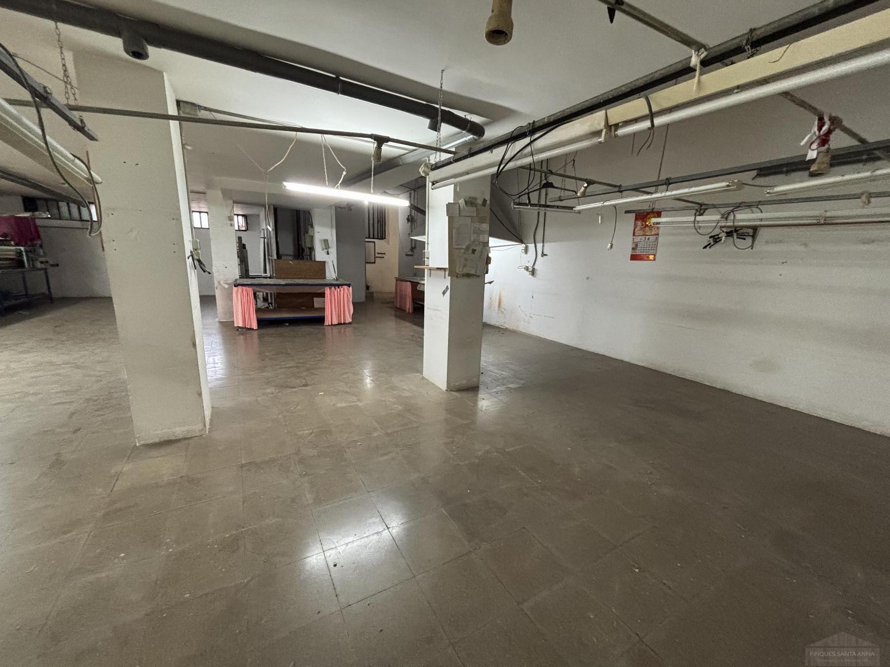 Venda de local comercial a Mataró