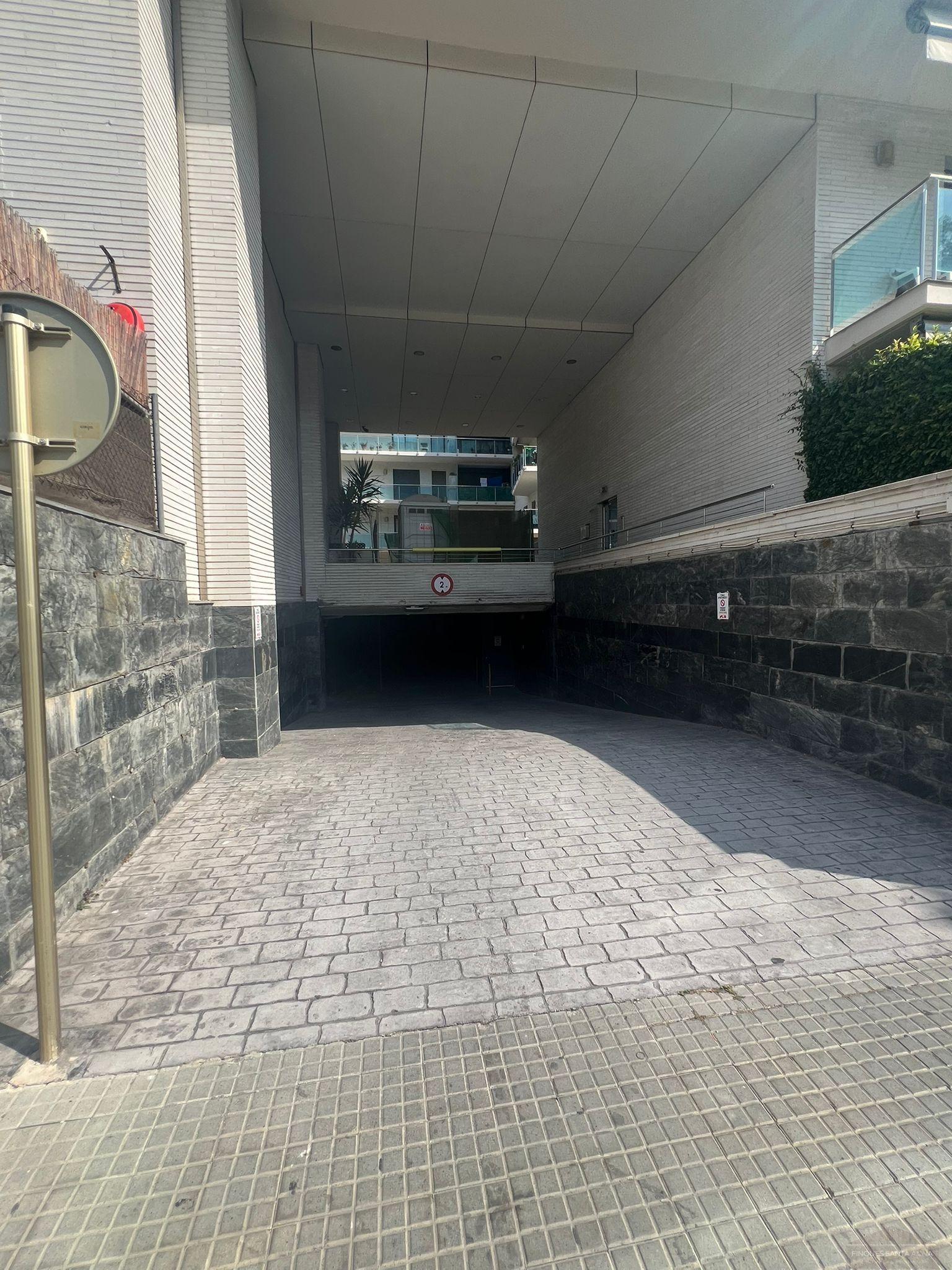 Venta de garaje en Blanes