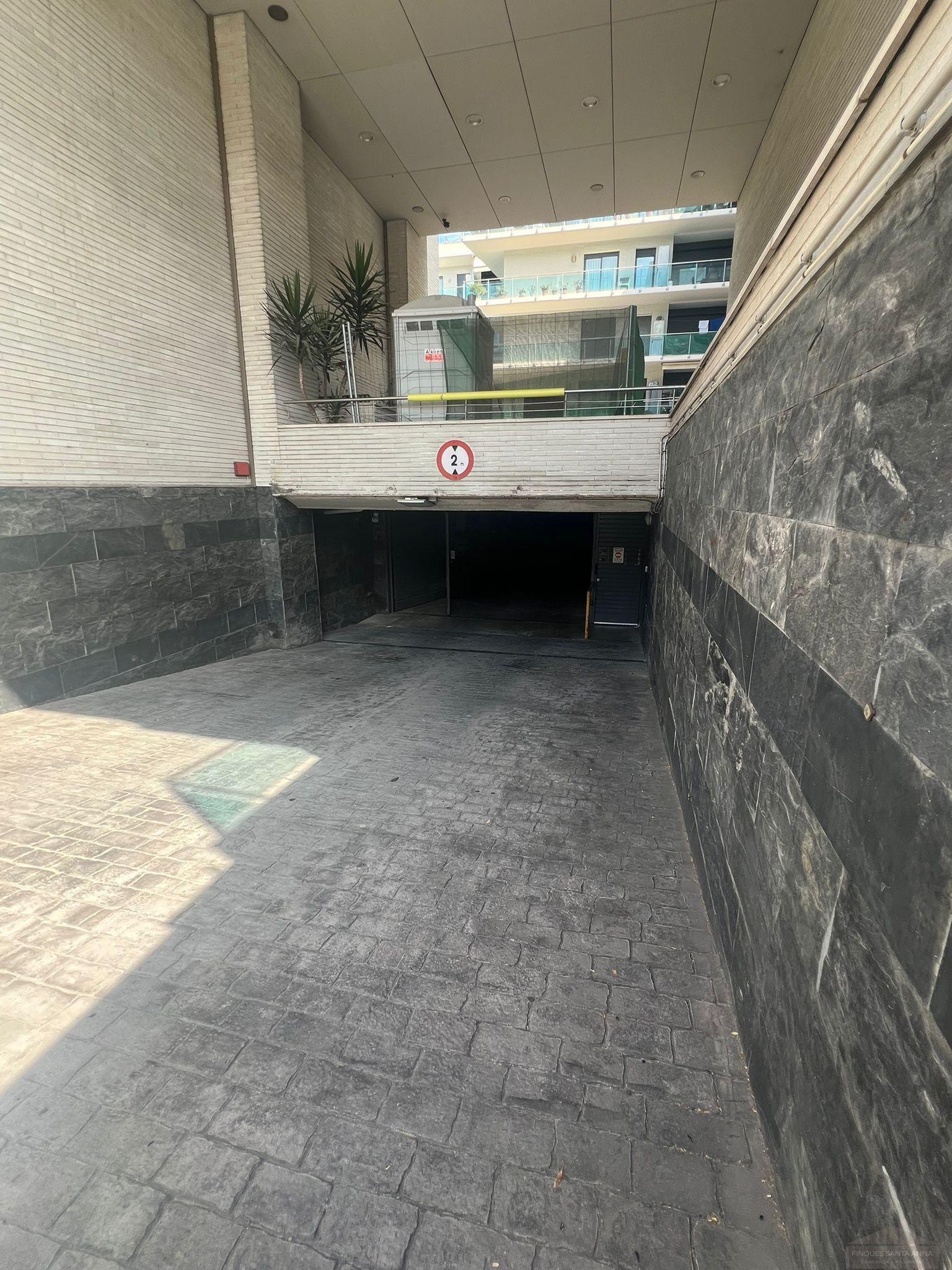 Venta de garaje en Blanes
