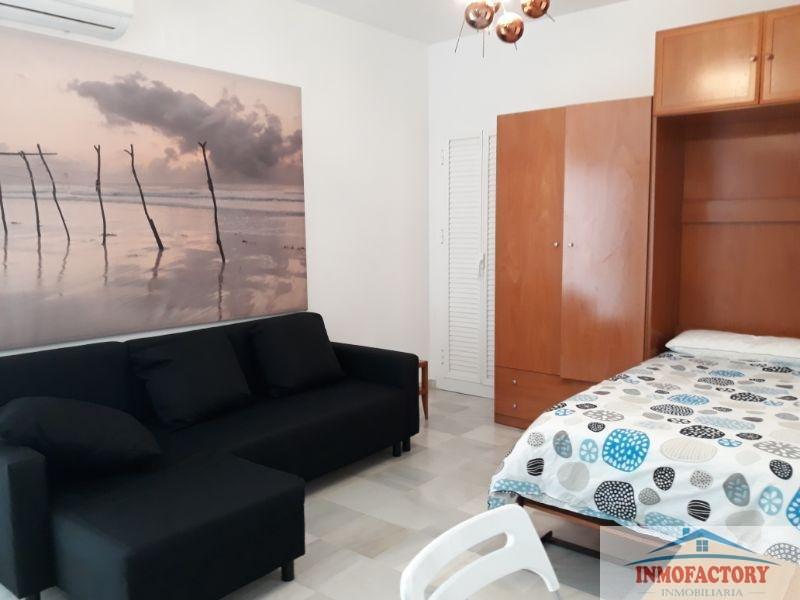 For sale of study in Sevilla