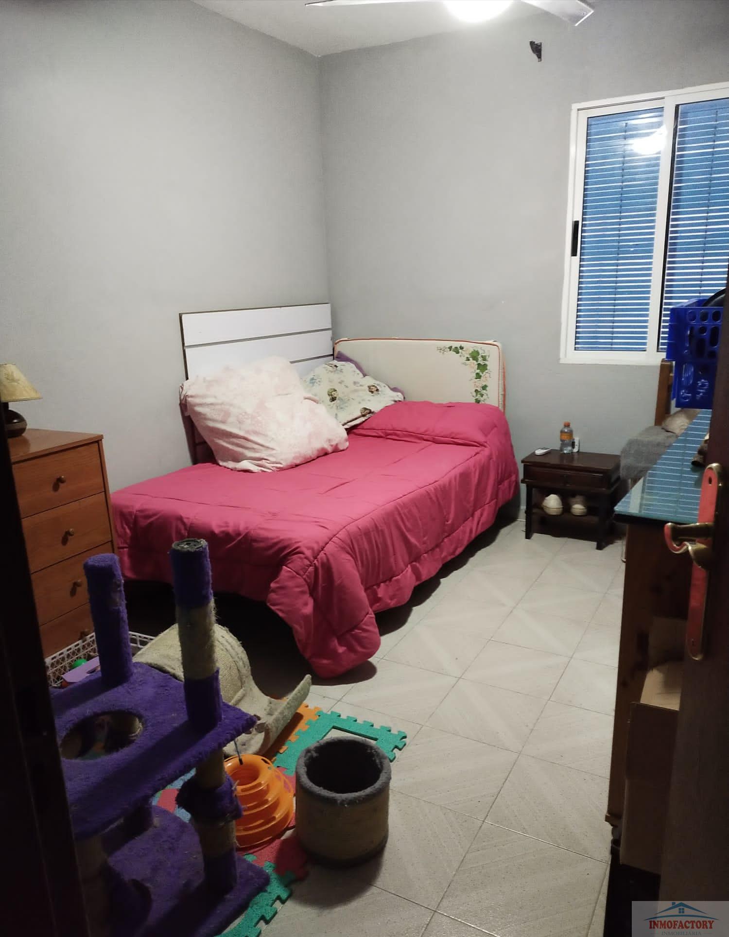 For sale of flat in Sevilla