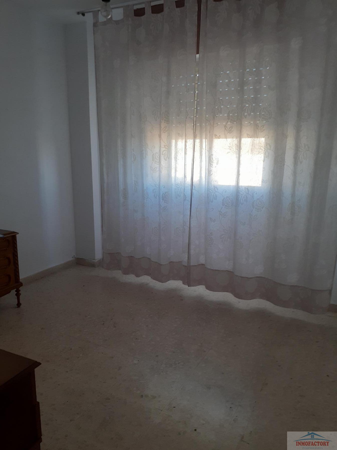 For sale of flat in Sevilla