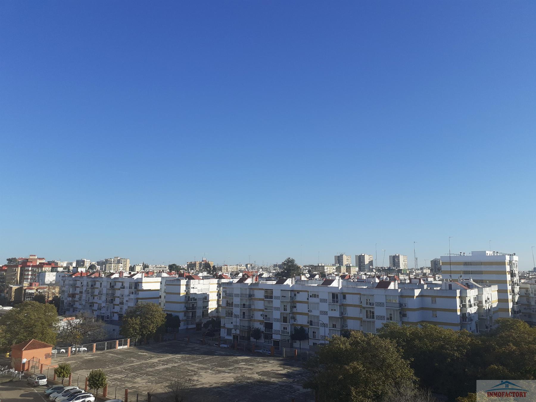 For sale of flat in Sevilla
