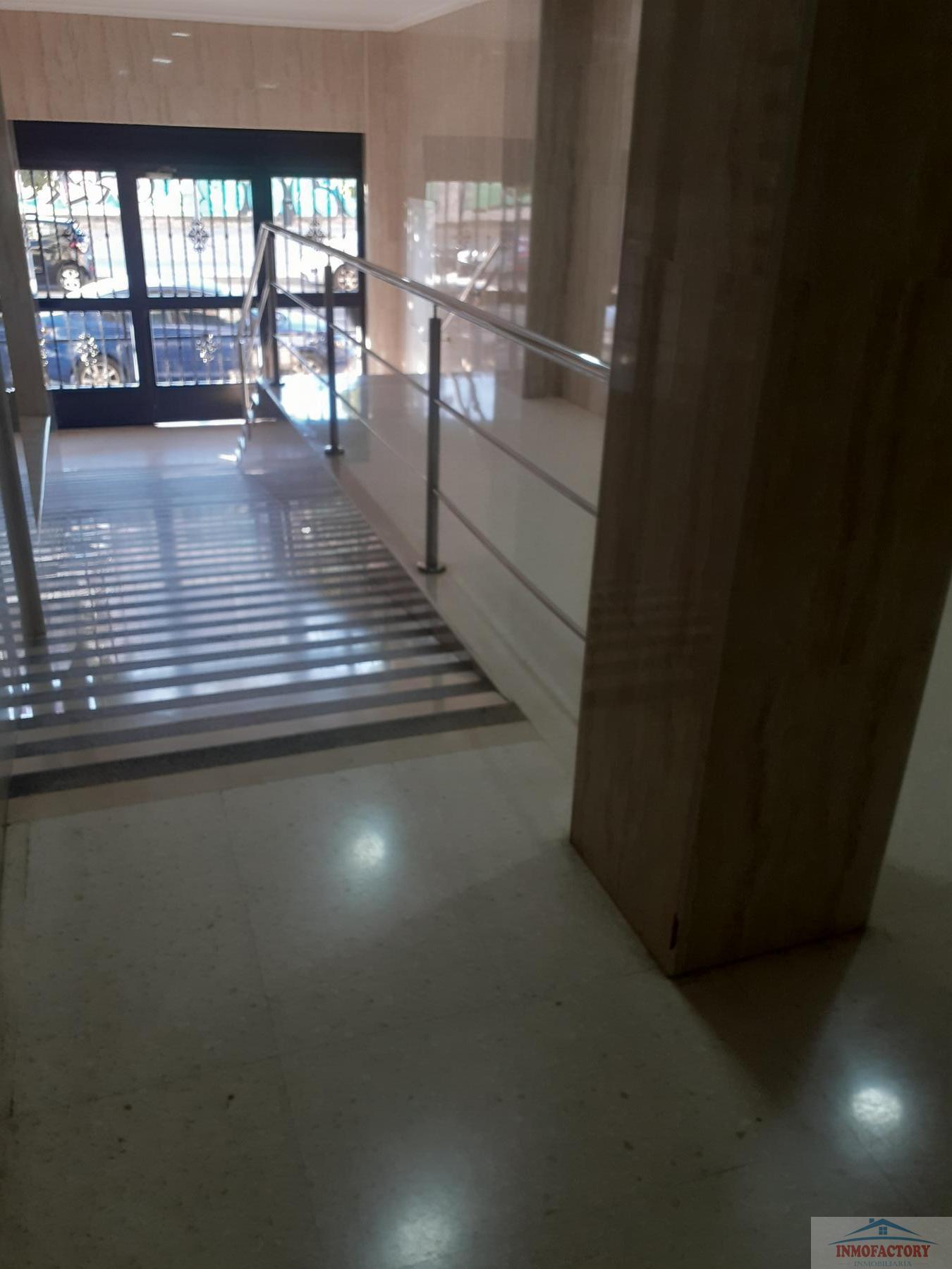 For sale of flat in Sevilla