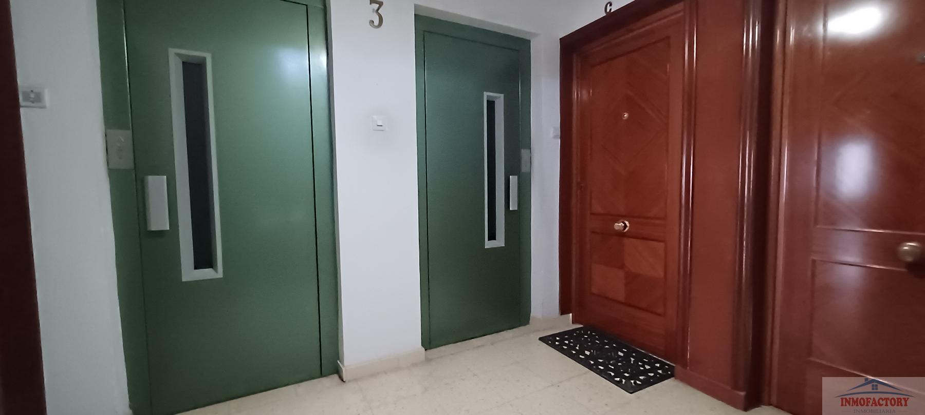 For sale of flat in Sevilla