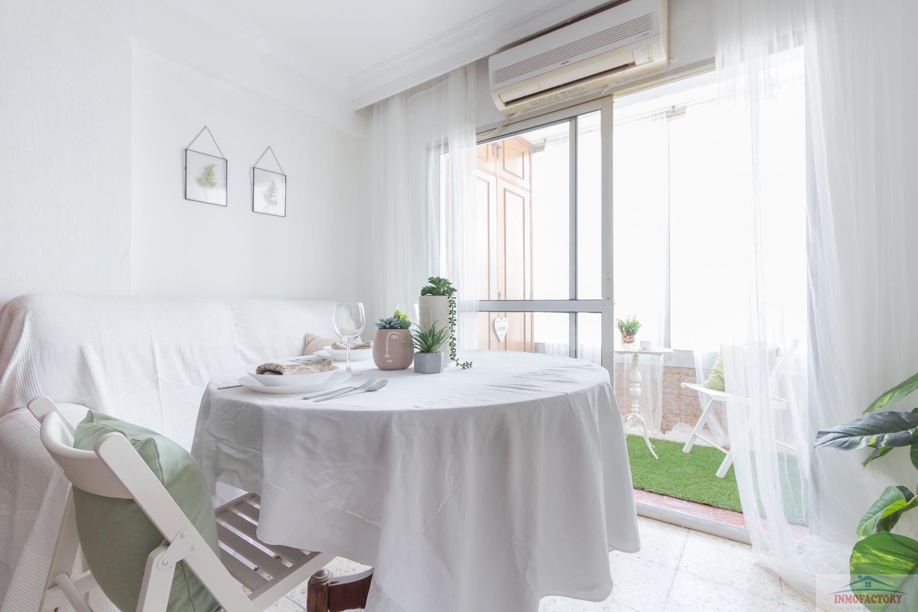 For sale of flat in Sevilla