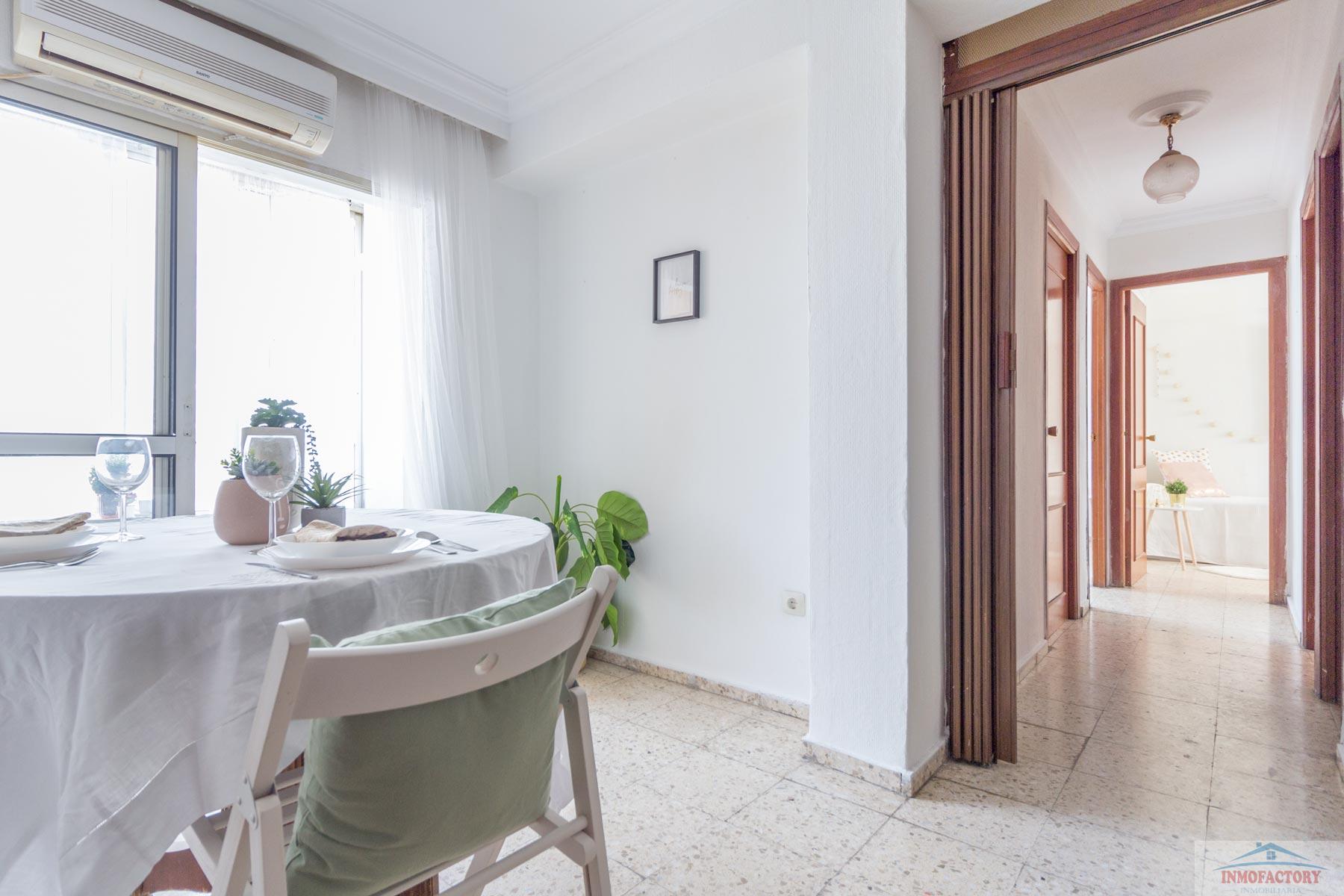 For sale of flat in Sevilla