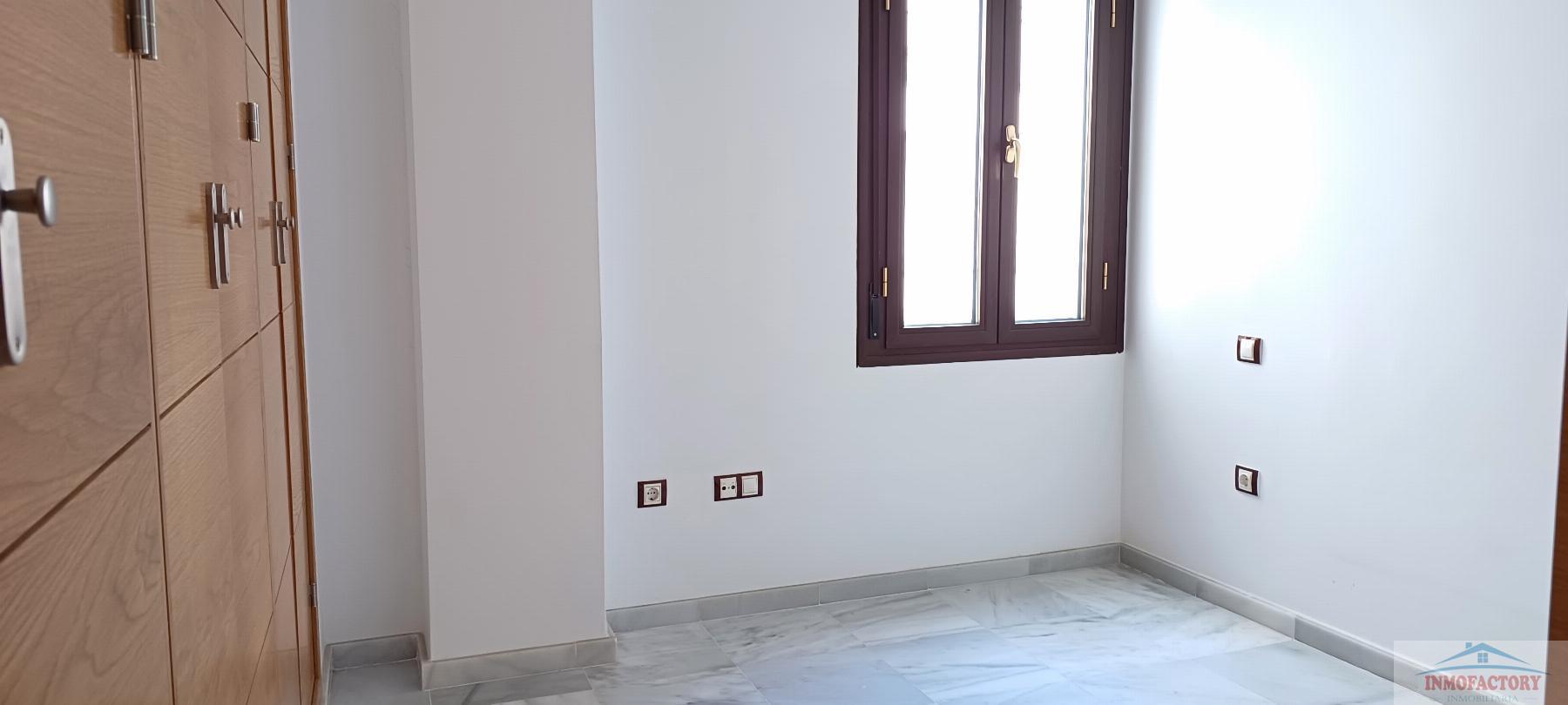 For sale of flat in Sevilla