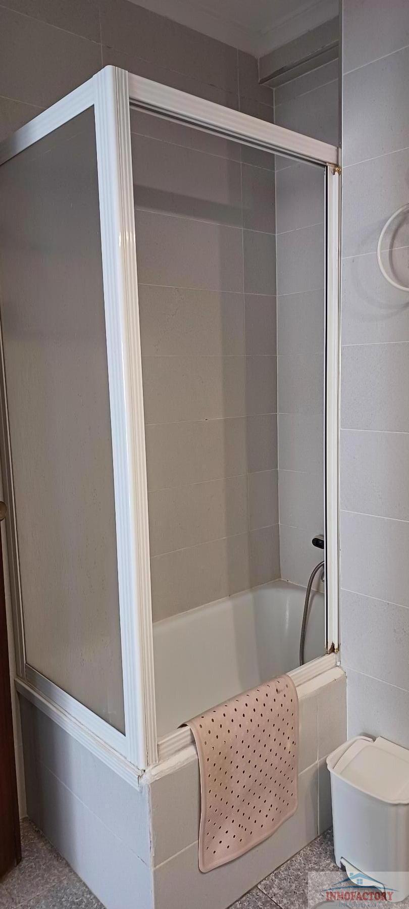 For rent of flat in Sevilla