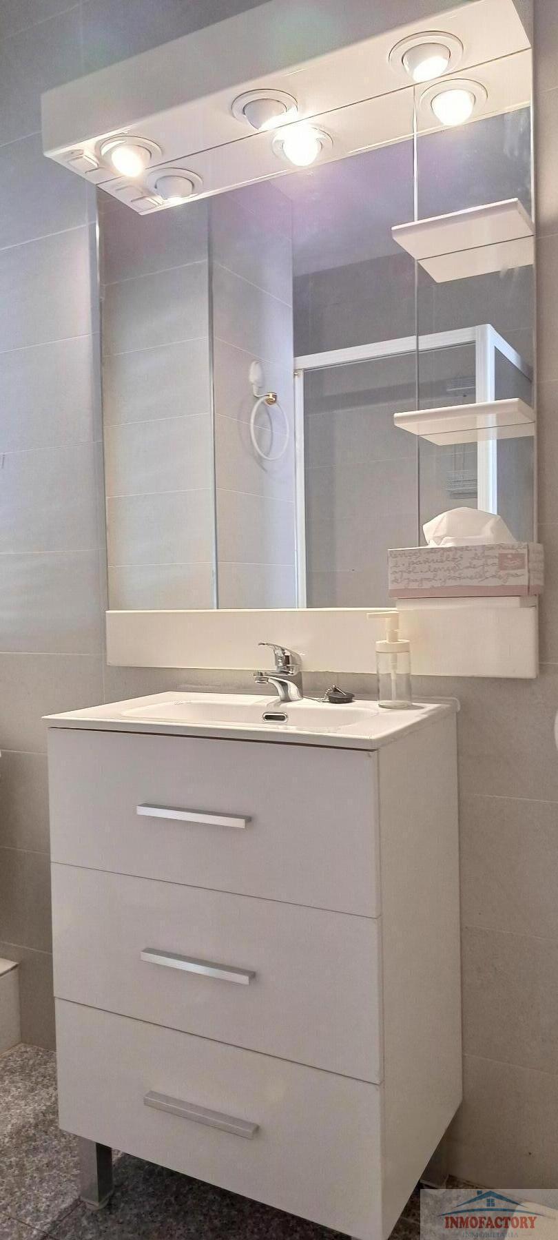 For rent of flat in Sevilla