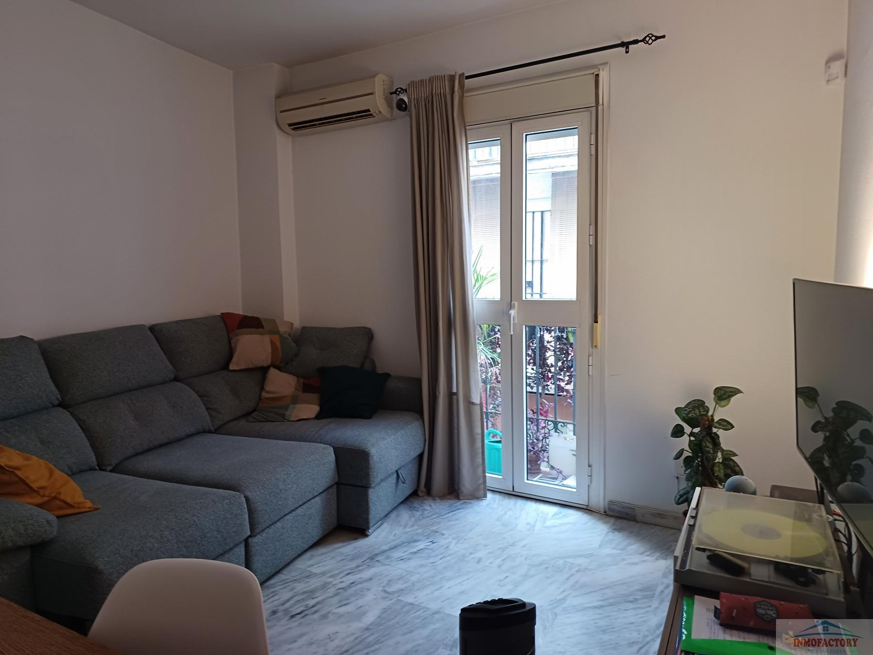 For sale of flat in Sevilla