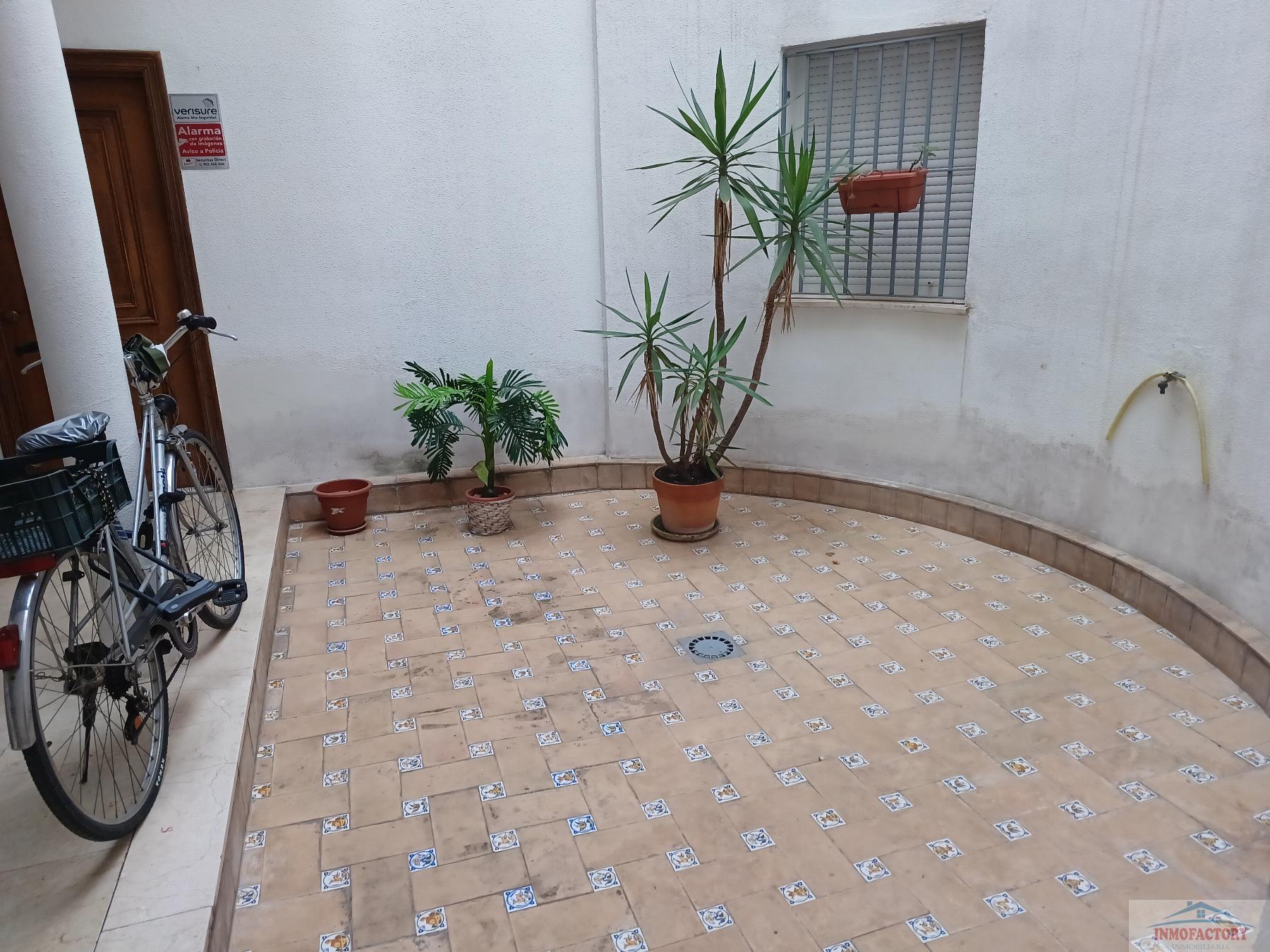 For sale of flat in Sevilla